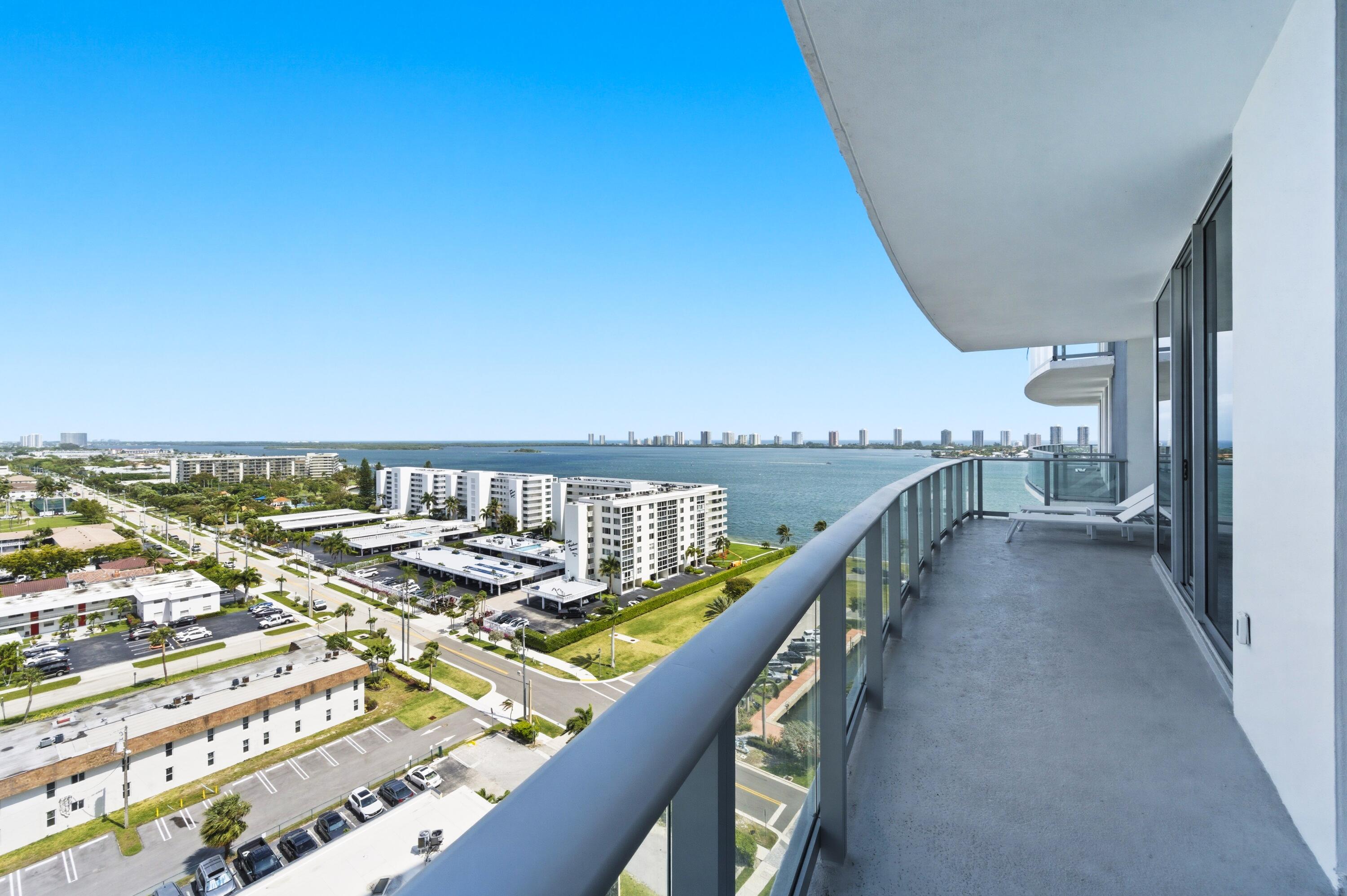 NAUTILUS 220 CONDO - Residential