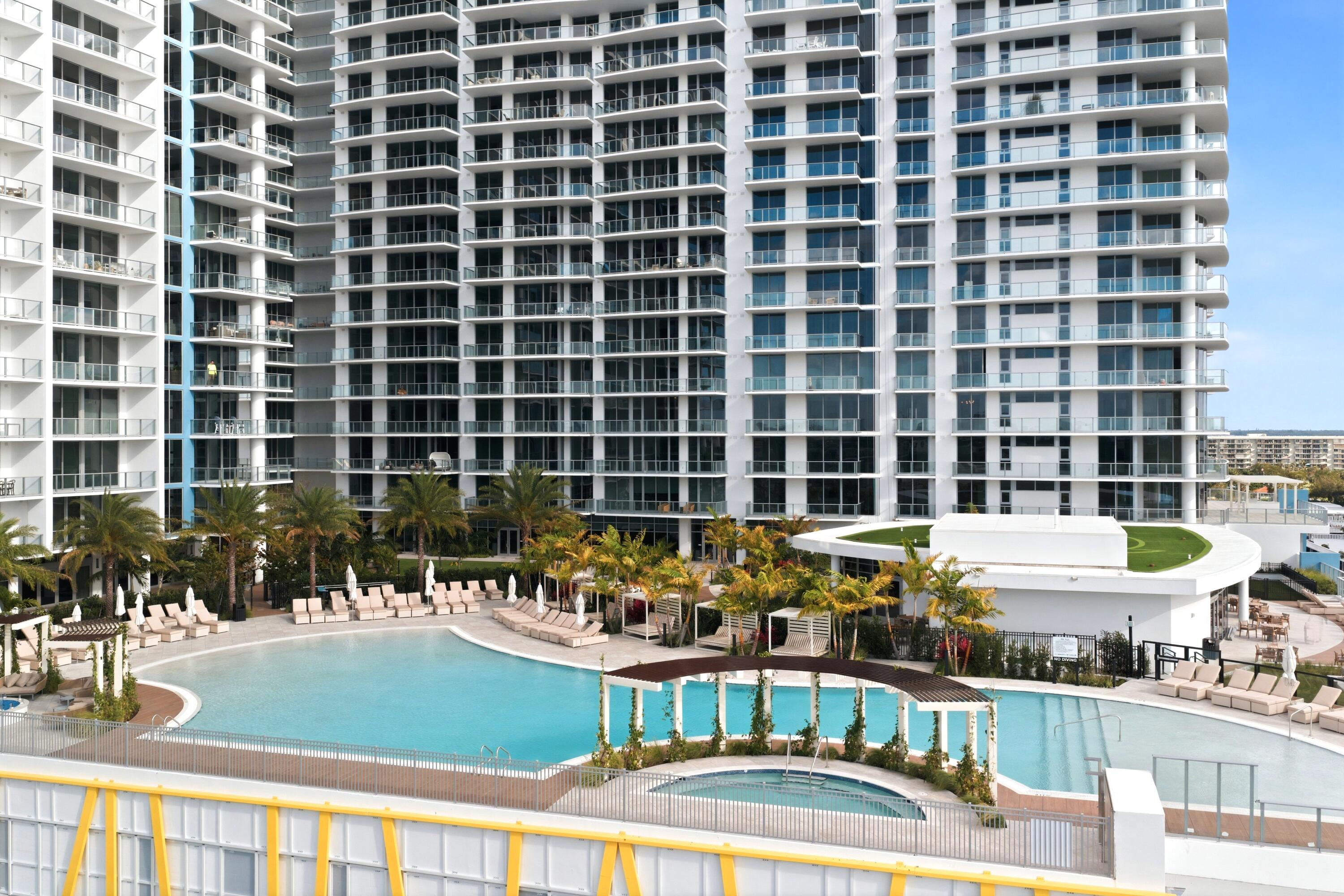 NAUTILUS 220 CONDO - Residential