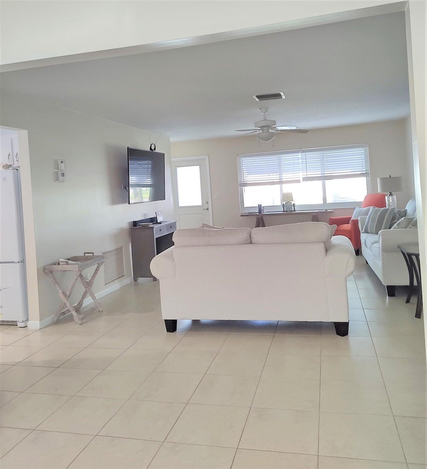 PALM BEACH LEISUREVILLE SEC 5A - Residential Lease