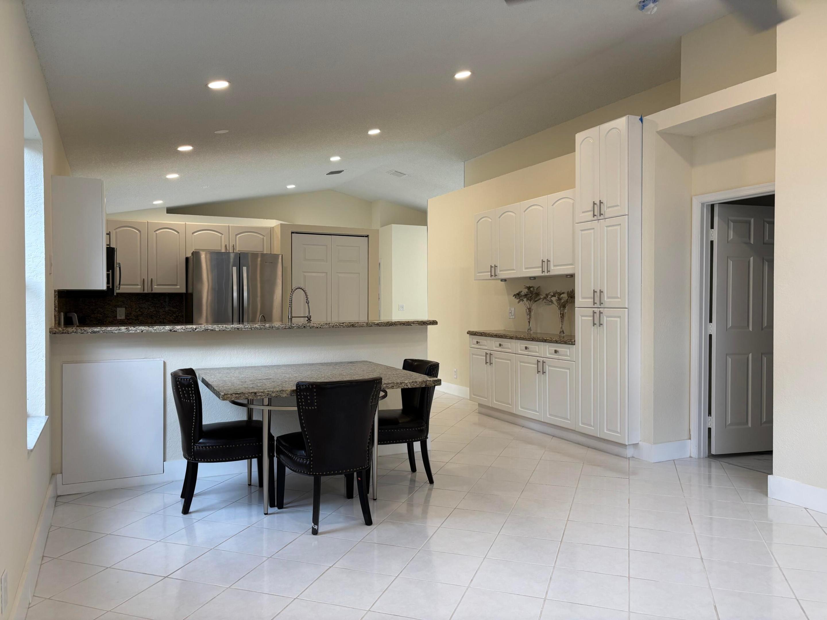 INDIAN HILLS 1 - Residential