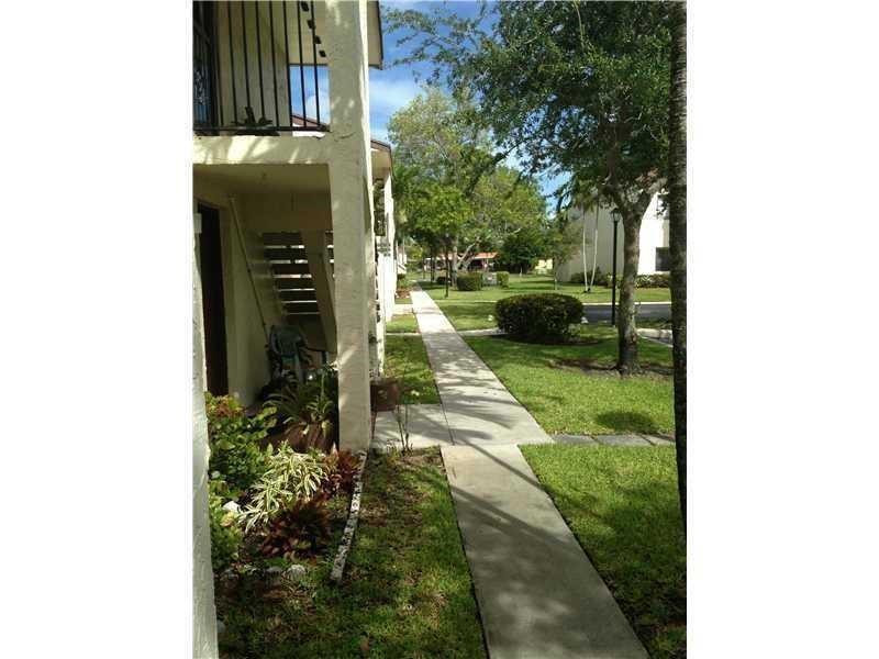GARDENS AT PEMBROKE LAKES - Residential