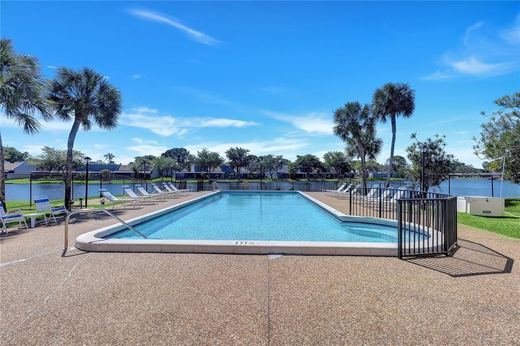 GARDENS AT PEMBROKE LAKES - Residential