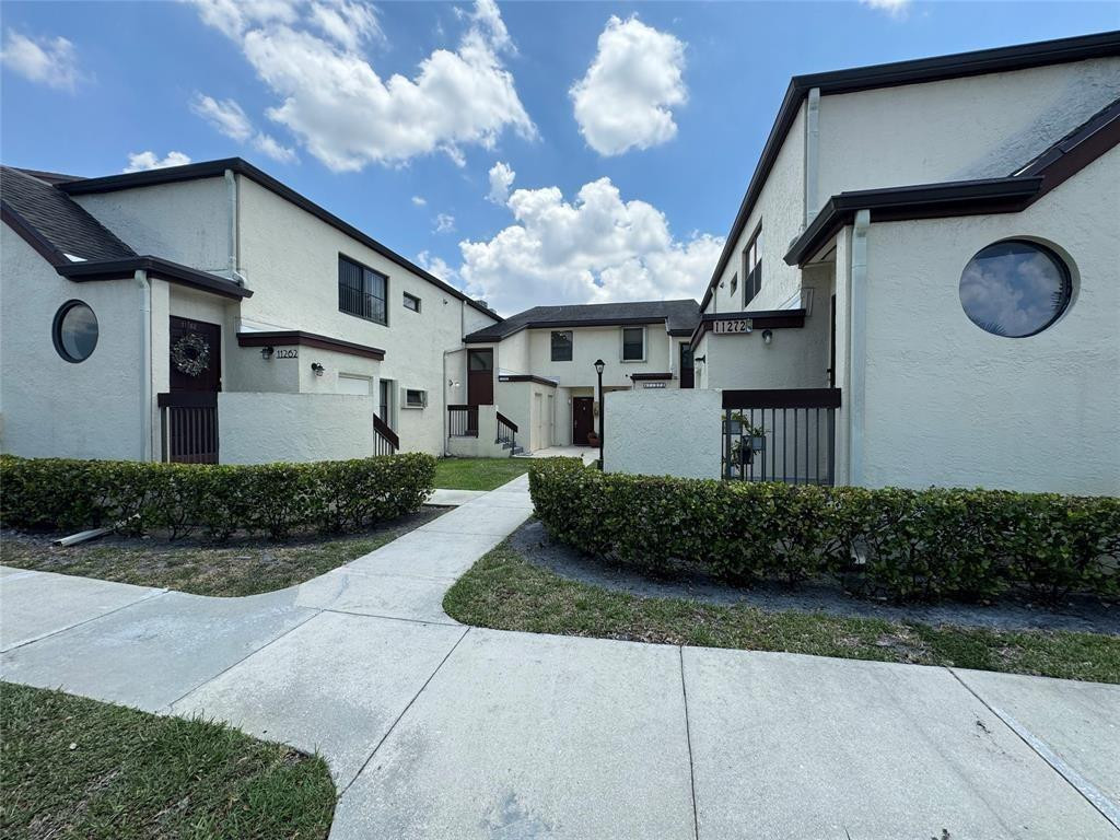 GARDENS AT PEMBROKE LAKES - Residential