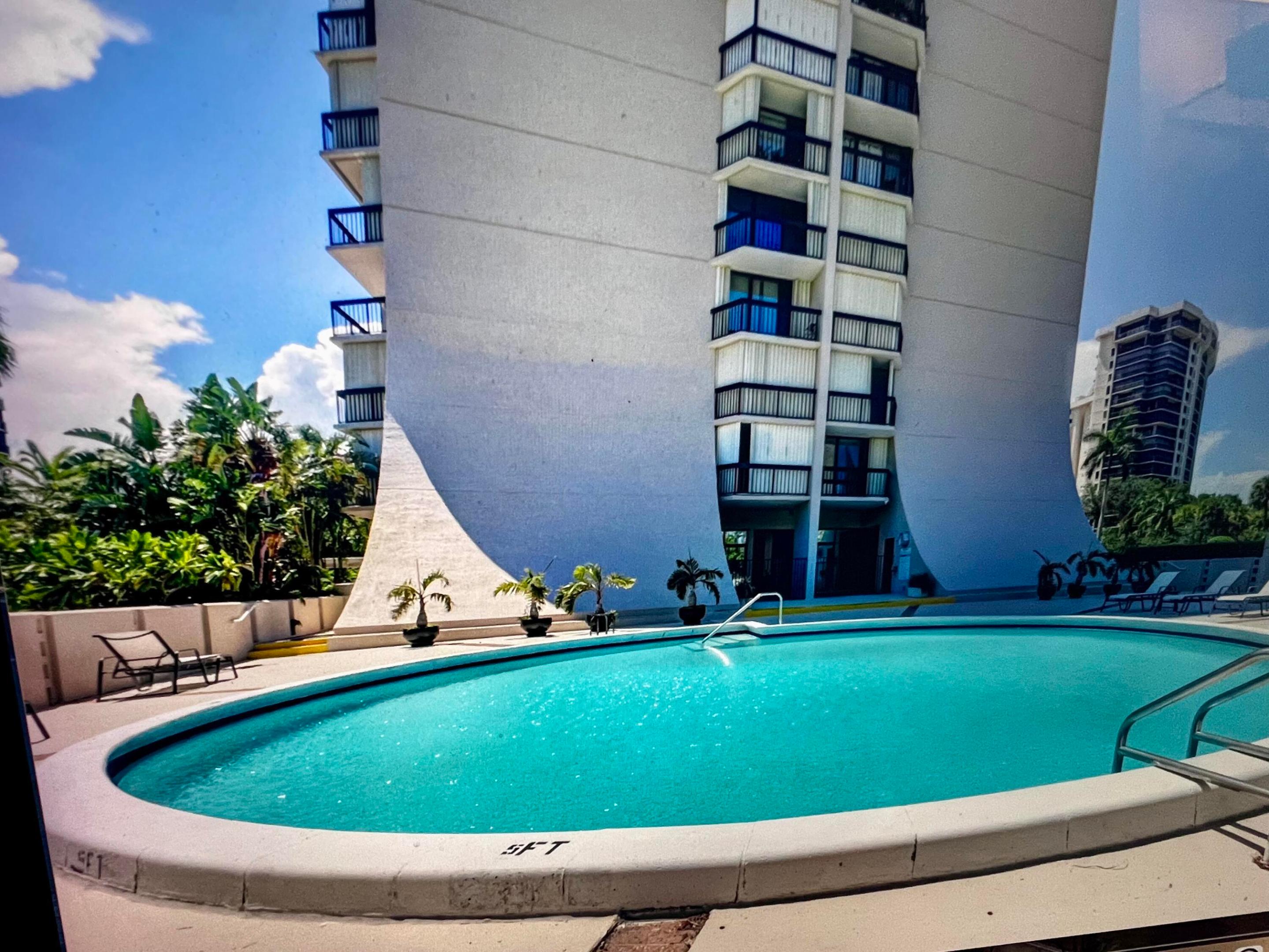 LANDS OF THE PRESIDENT CONDO 7 - Residential Lease