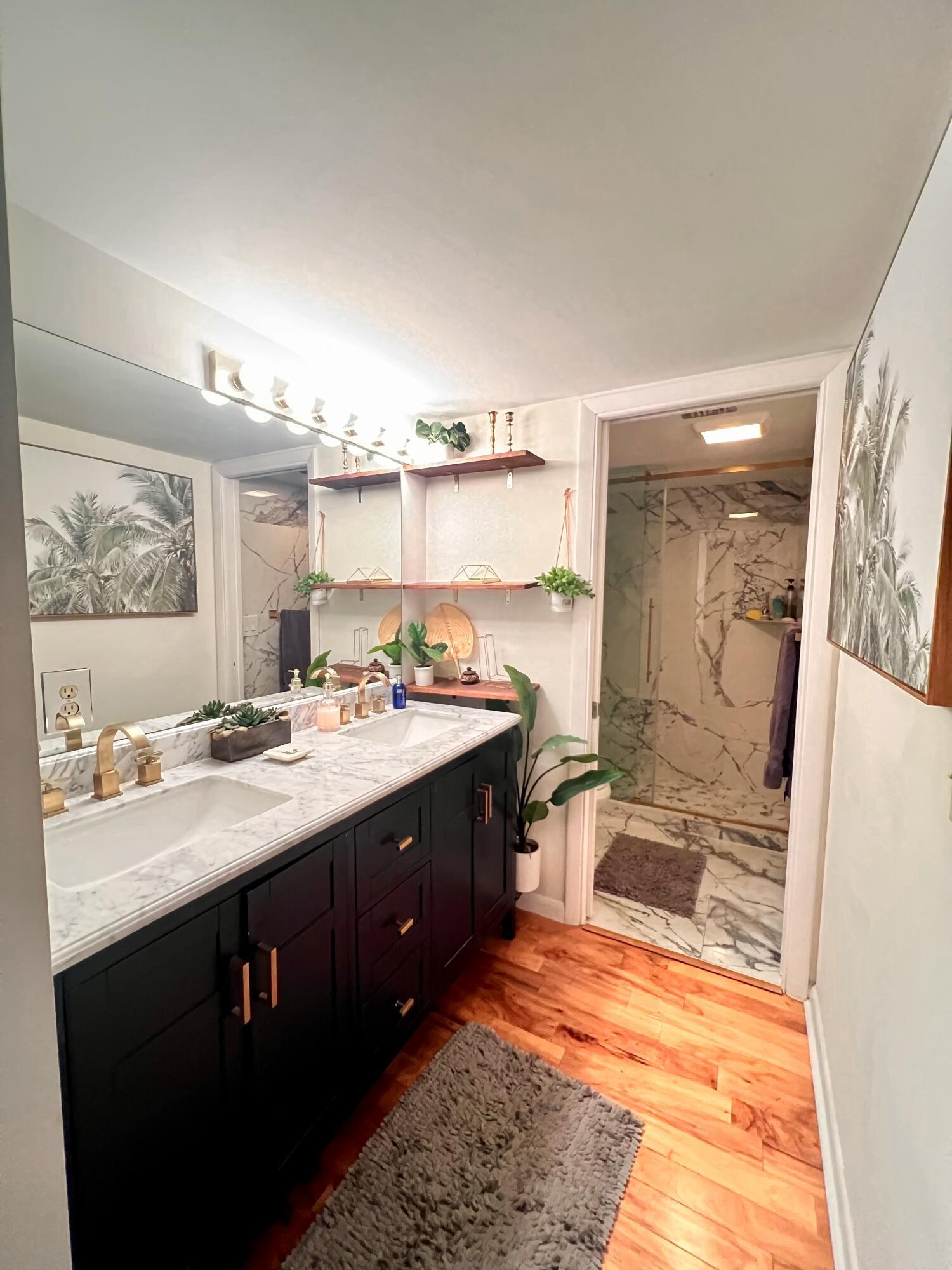 LANDS OF THE PRESIDENT CONDO 7 - Residential Lease
