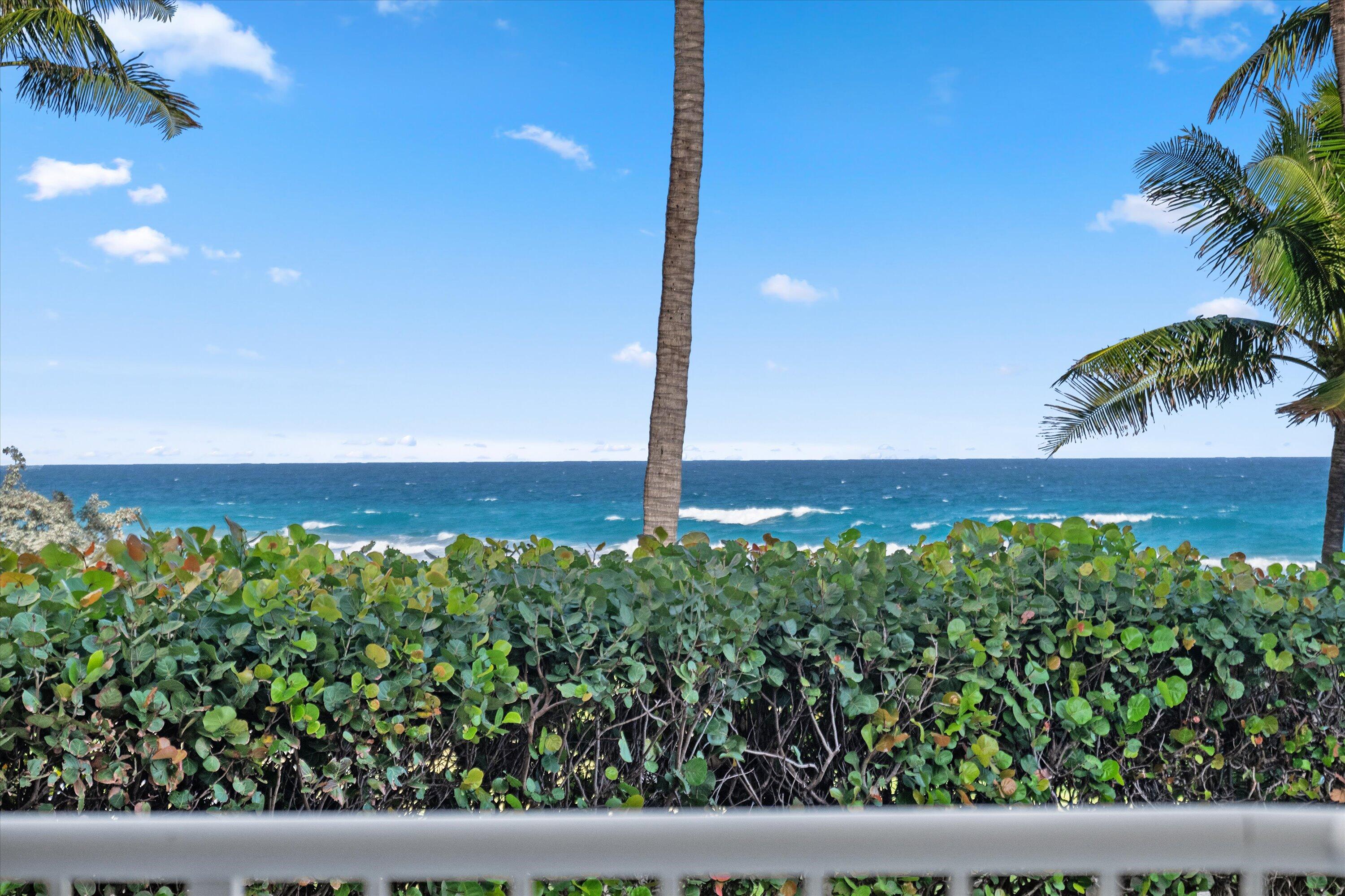 TWENTY SEVEN SEVENTY SOUTH OCEAN BOULEVARD COND DE - Residential