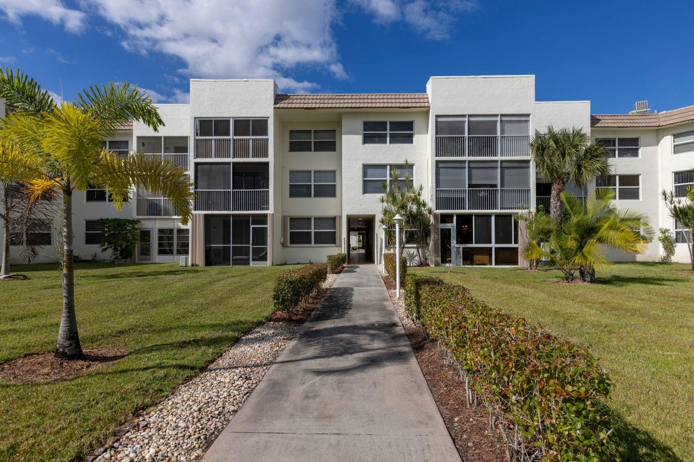 ROYAL PARK GARDENS - Residential