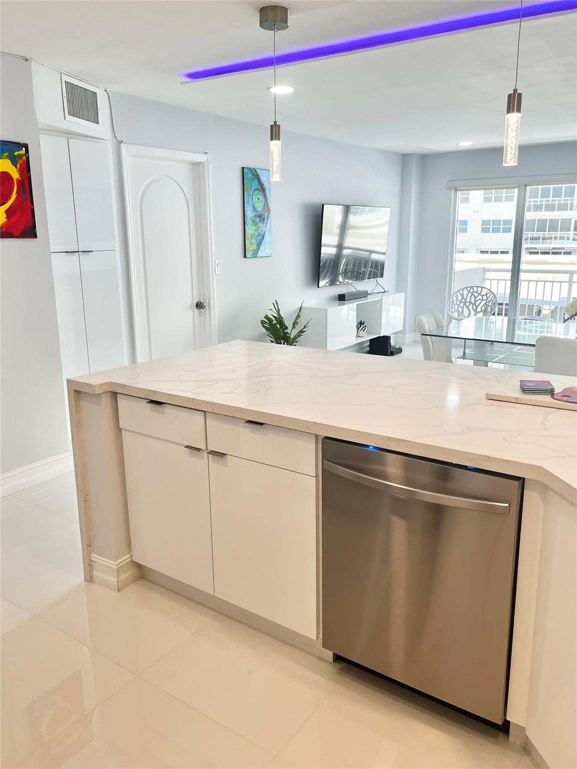 OCEAN MONARCH CONDO - Residential