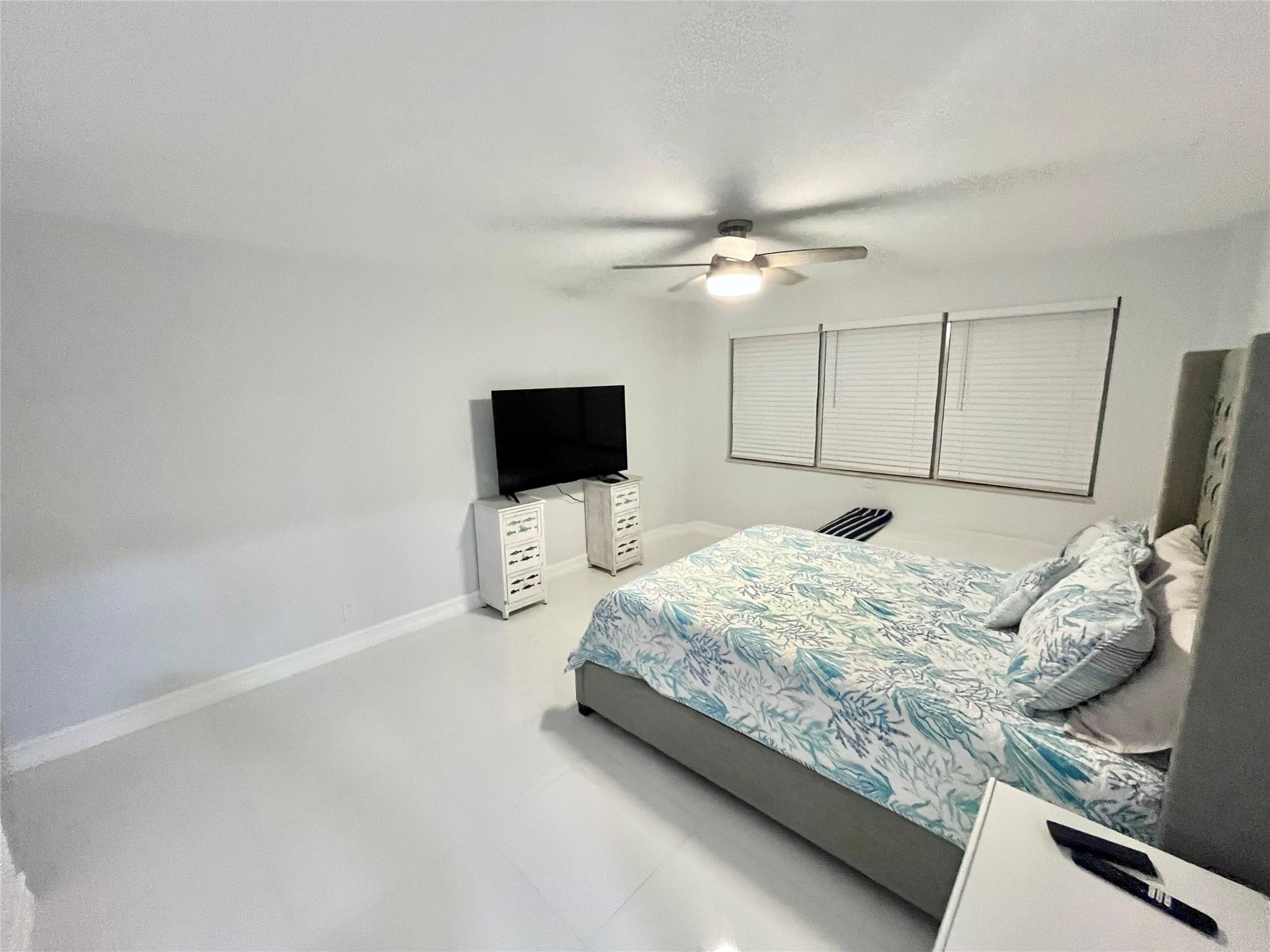 OCEAN MONARCH CONDO - Residential