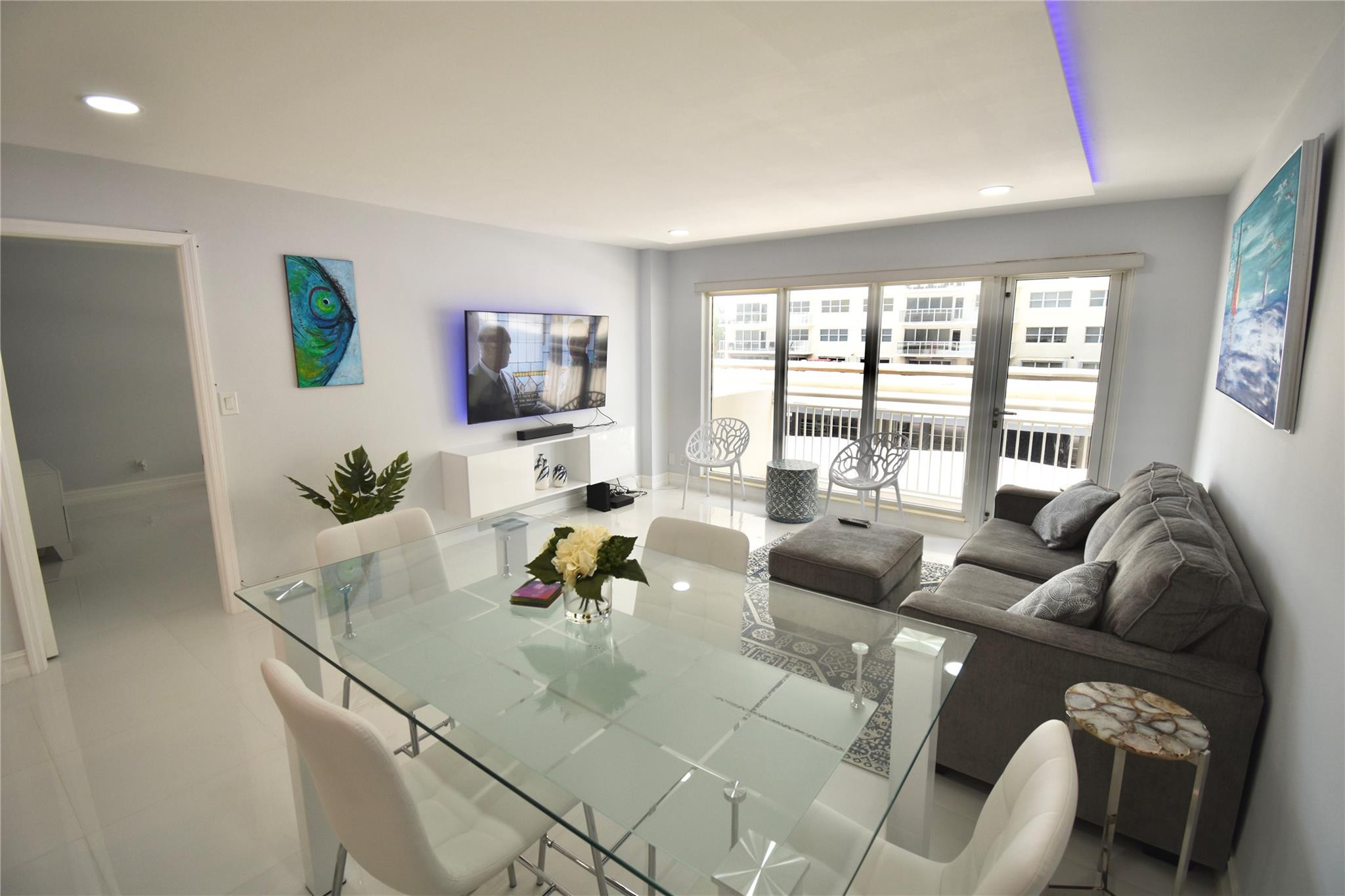 OCEAN MONARCH CONDO - Residential