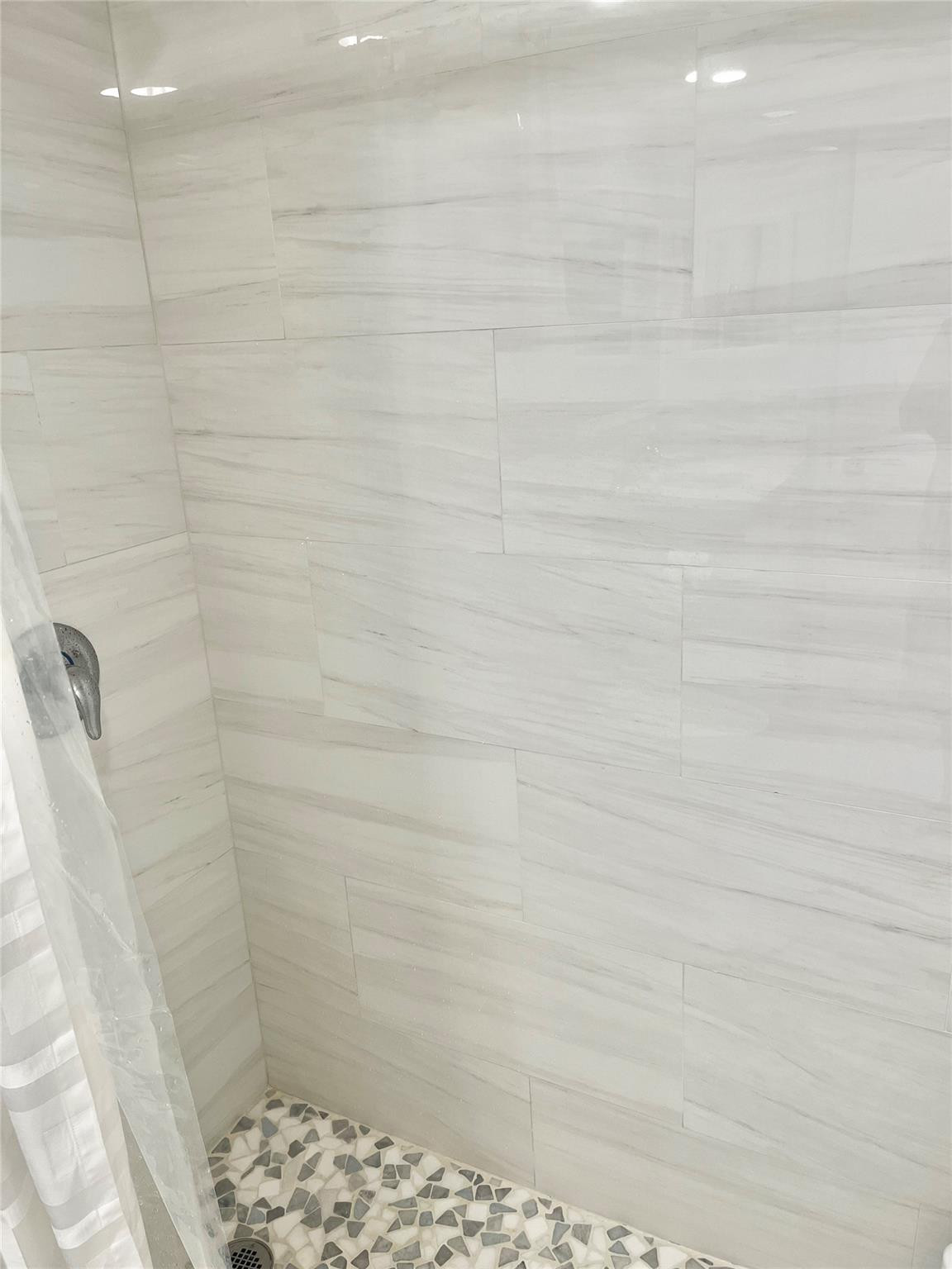 OCEAN MONARCH CONDO - Residential