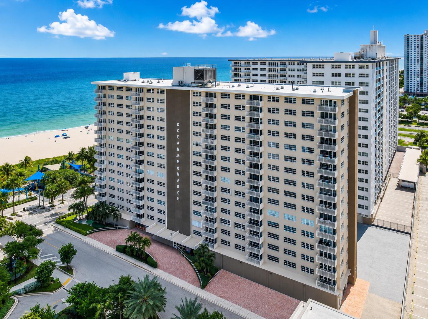 OCEAN MONARCH CONDO - Residential