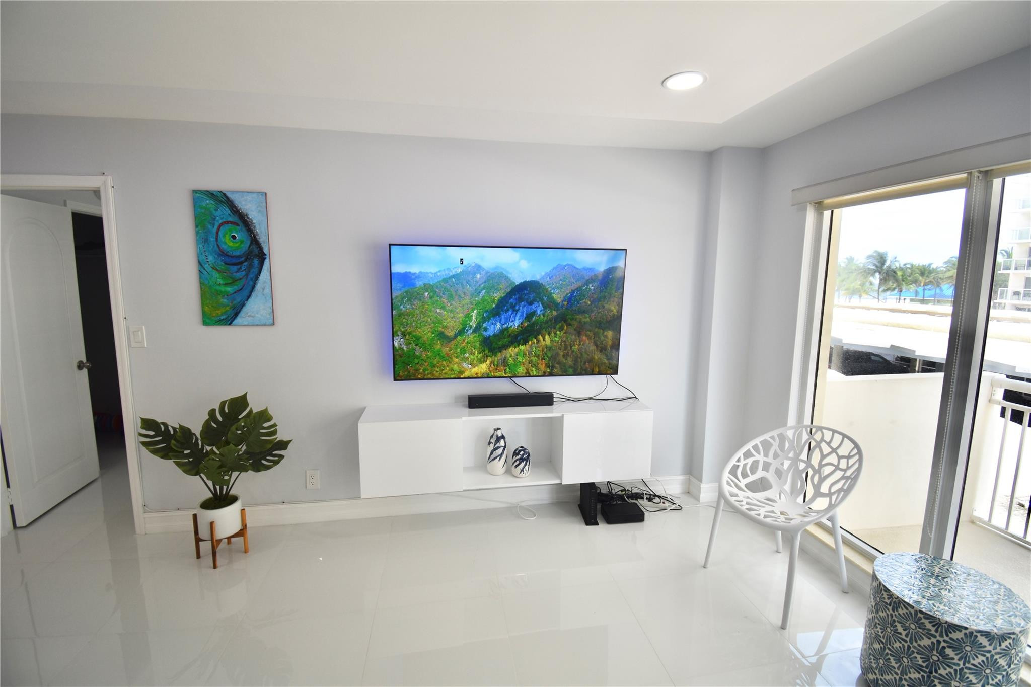 OCEAN MONARCH CONDO - Residential