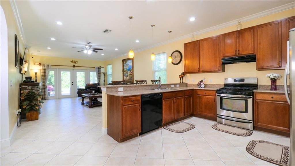 LIVE OAK PRESERVE PHASE 1 - Residential