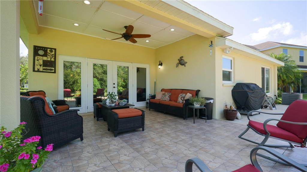 LIVE OAK PRESERVE PHASE 1 - Residential
