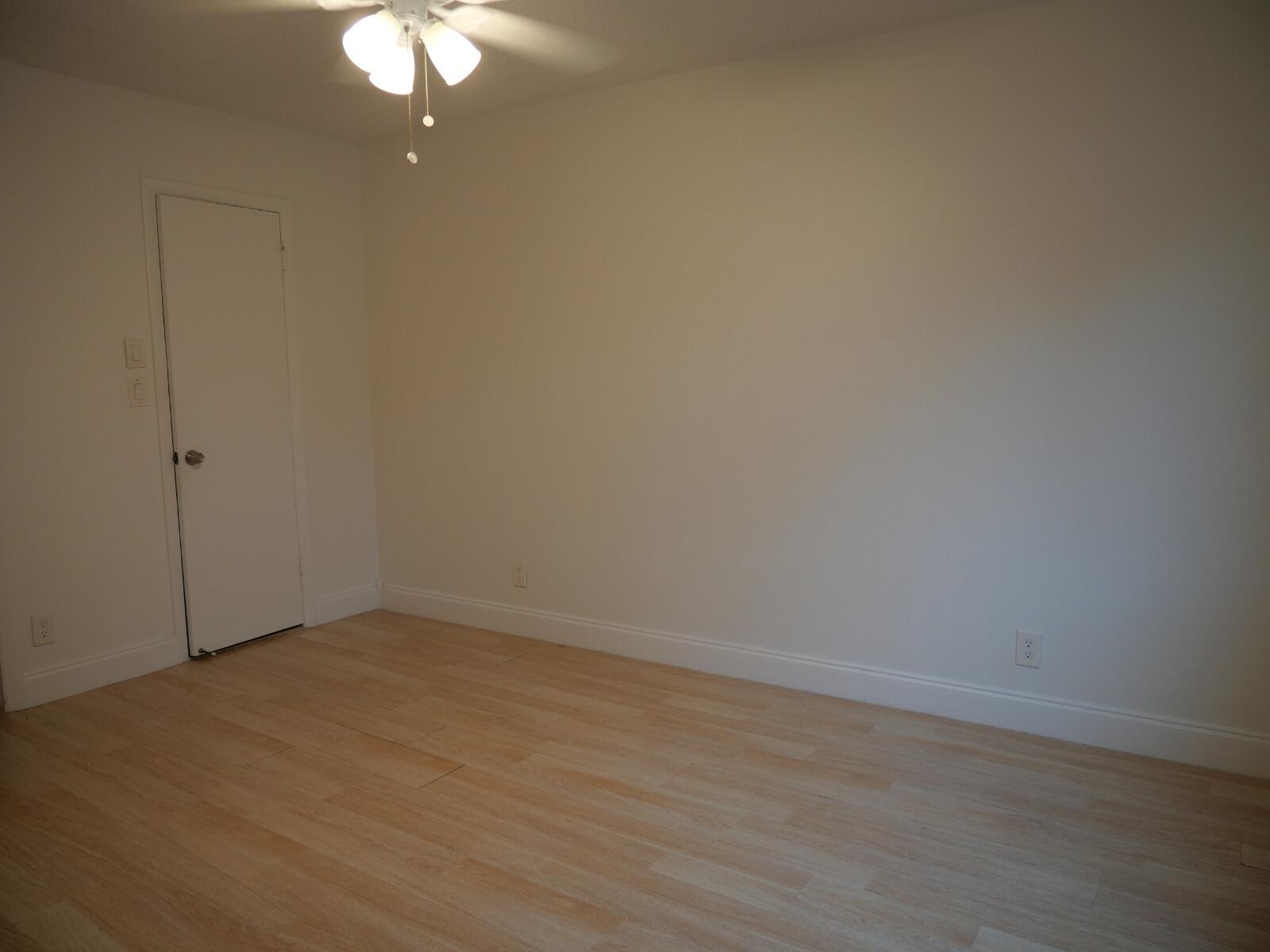 APPLE CREEK - Residential Lease