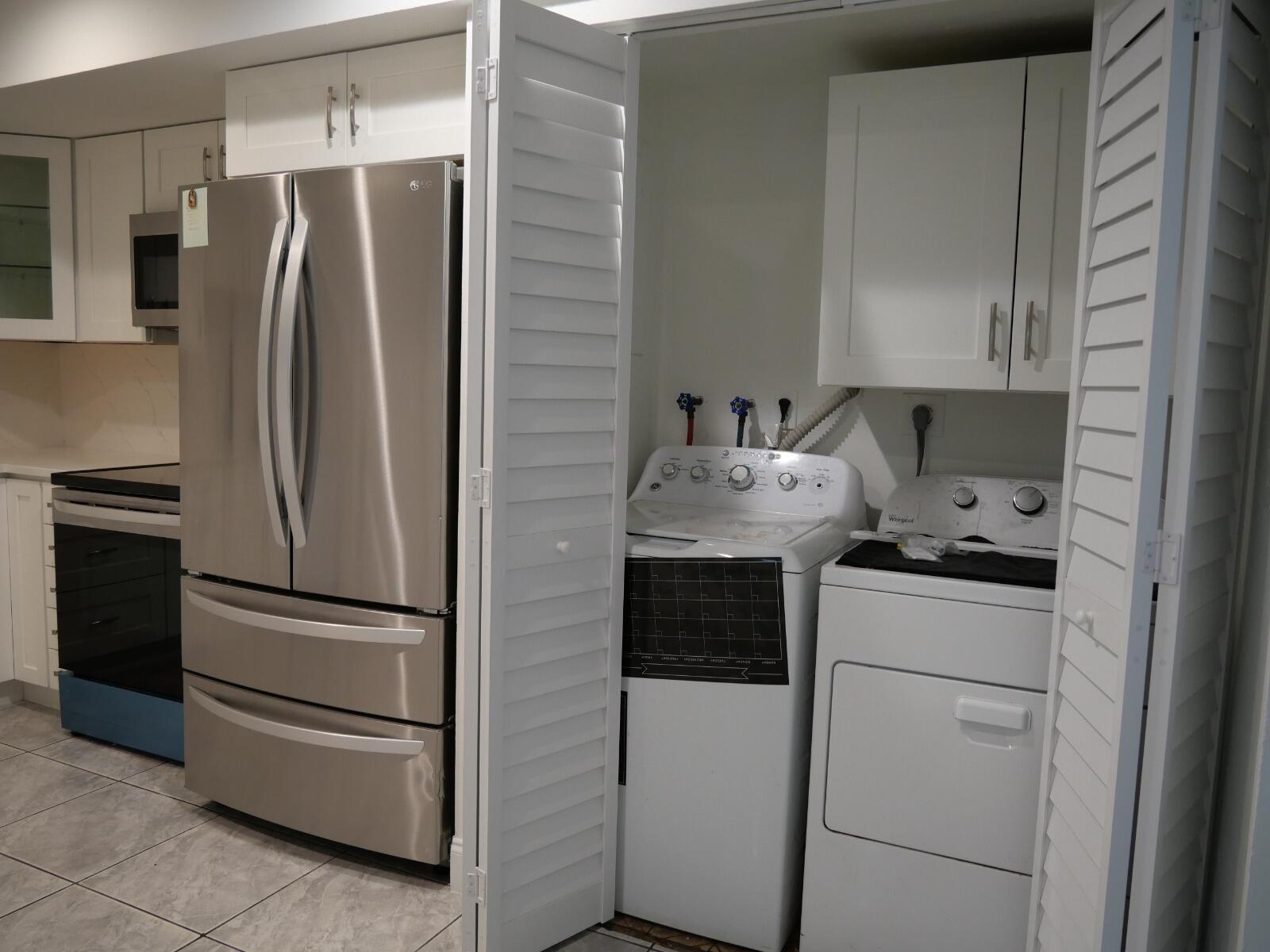 APPLE CREEK - Residential Lease