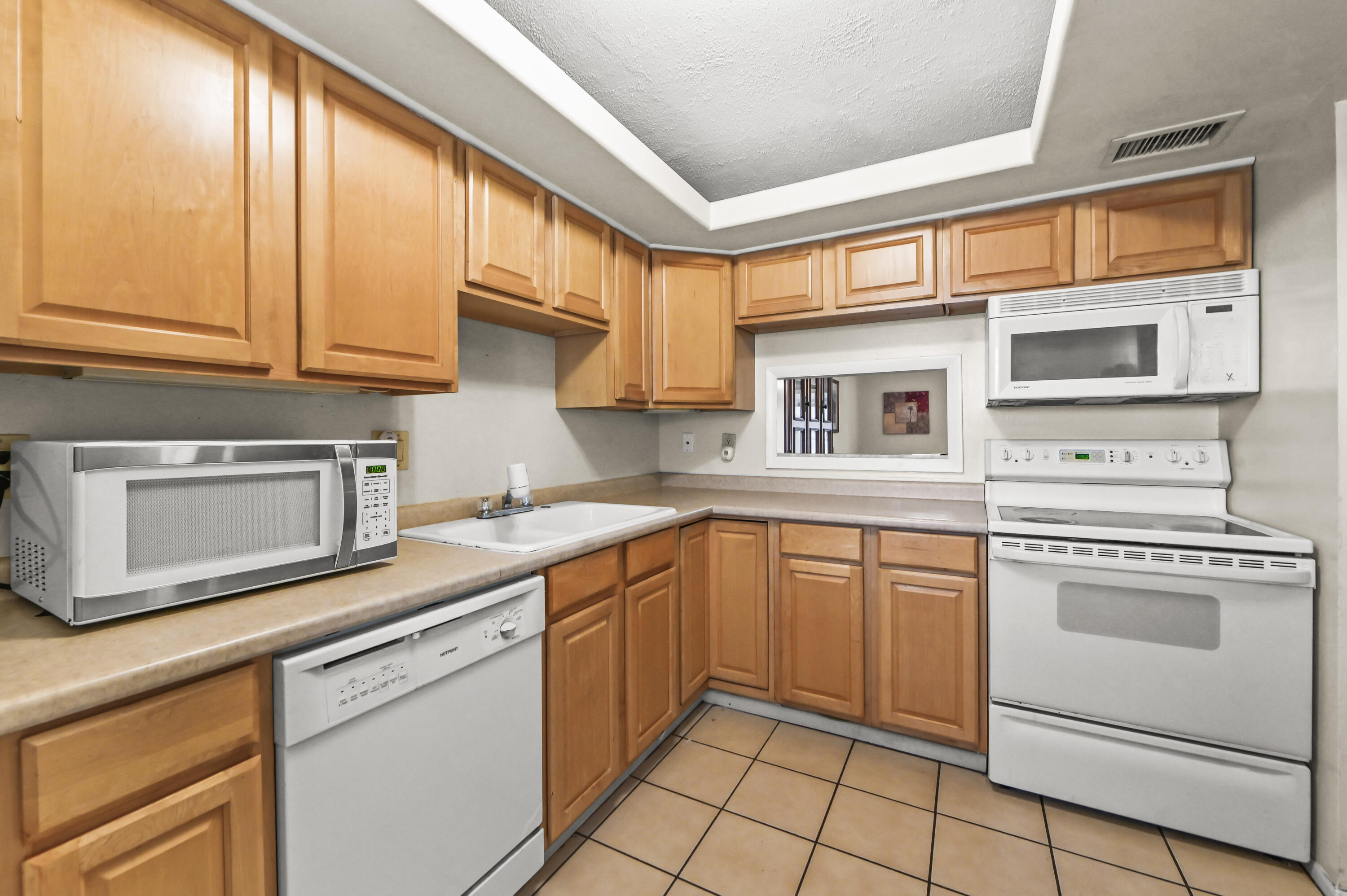 GOLDEN LAKES VILLAGE - Residential