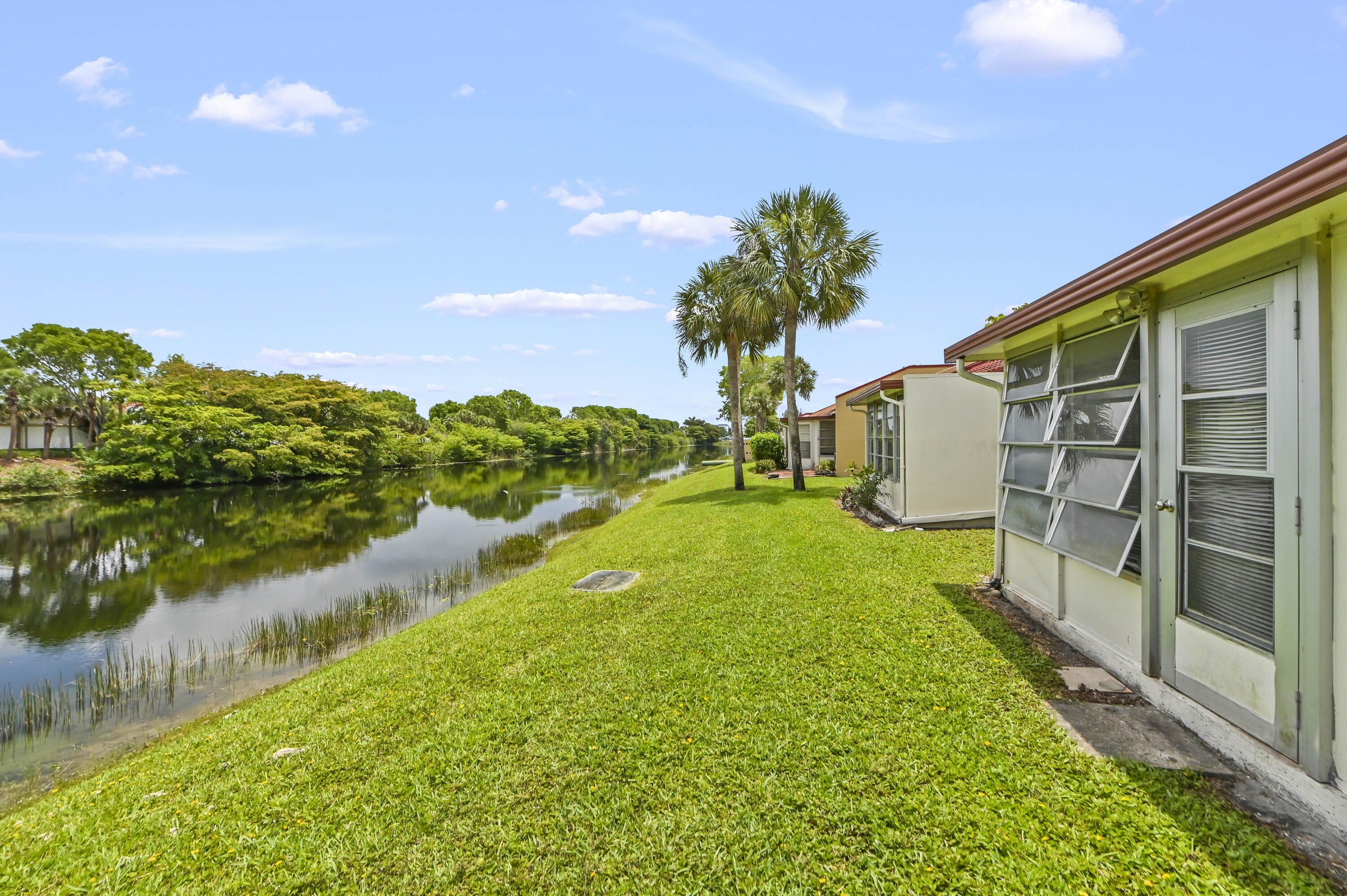 GOLDEN LAKES VILLAGE - Residential