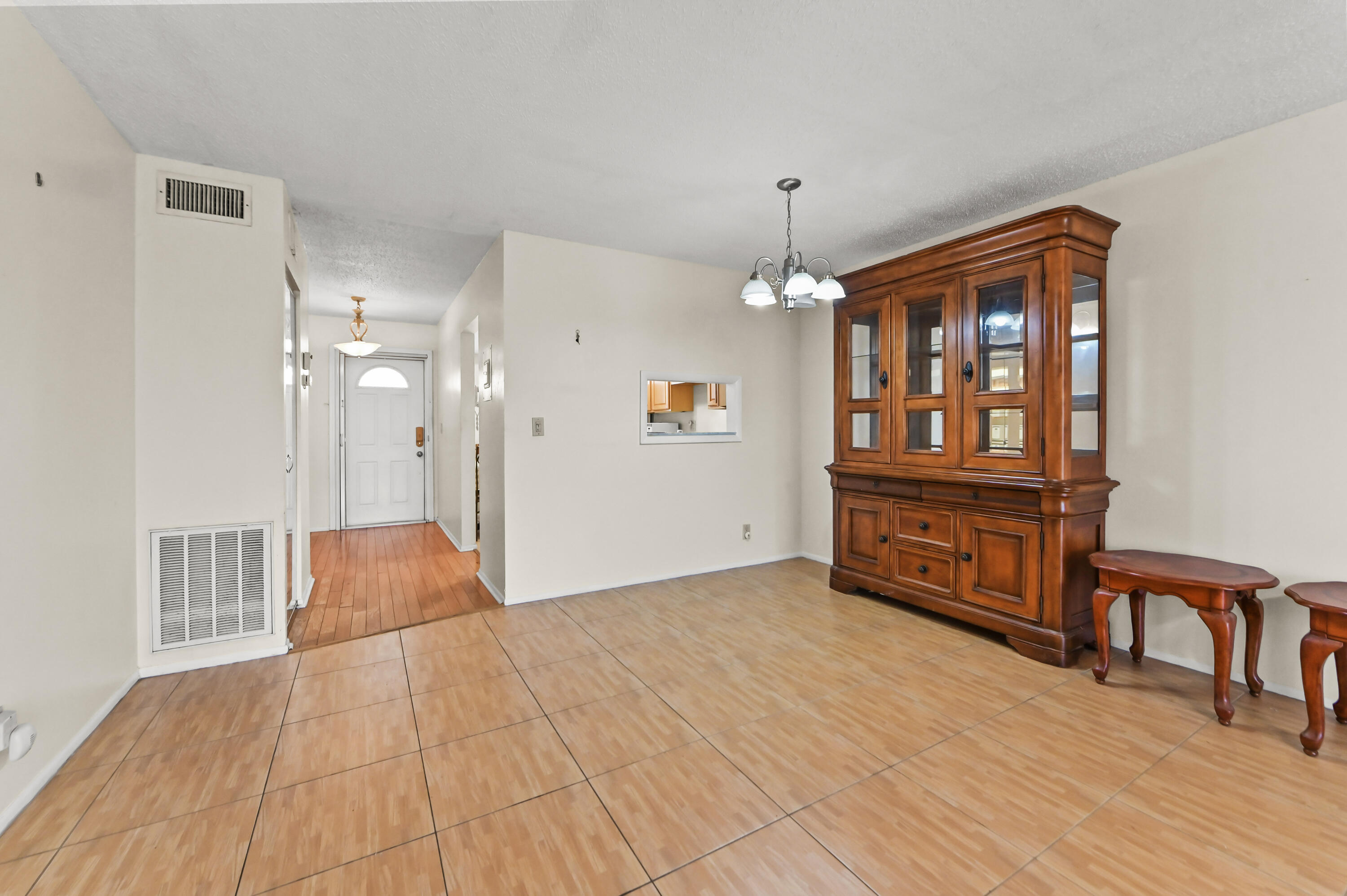GOLDEN LAKES VILLAGE - Residential