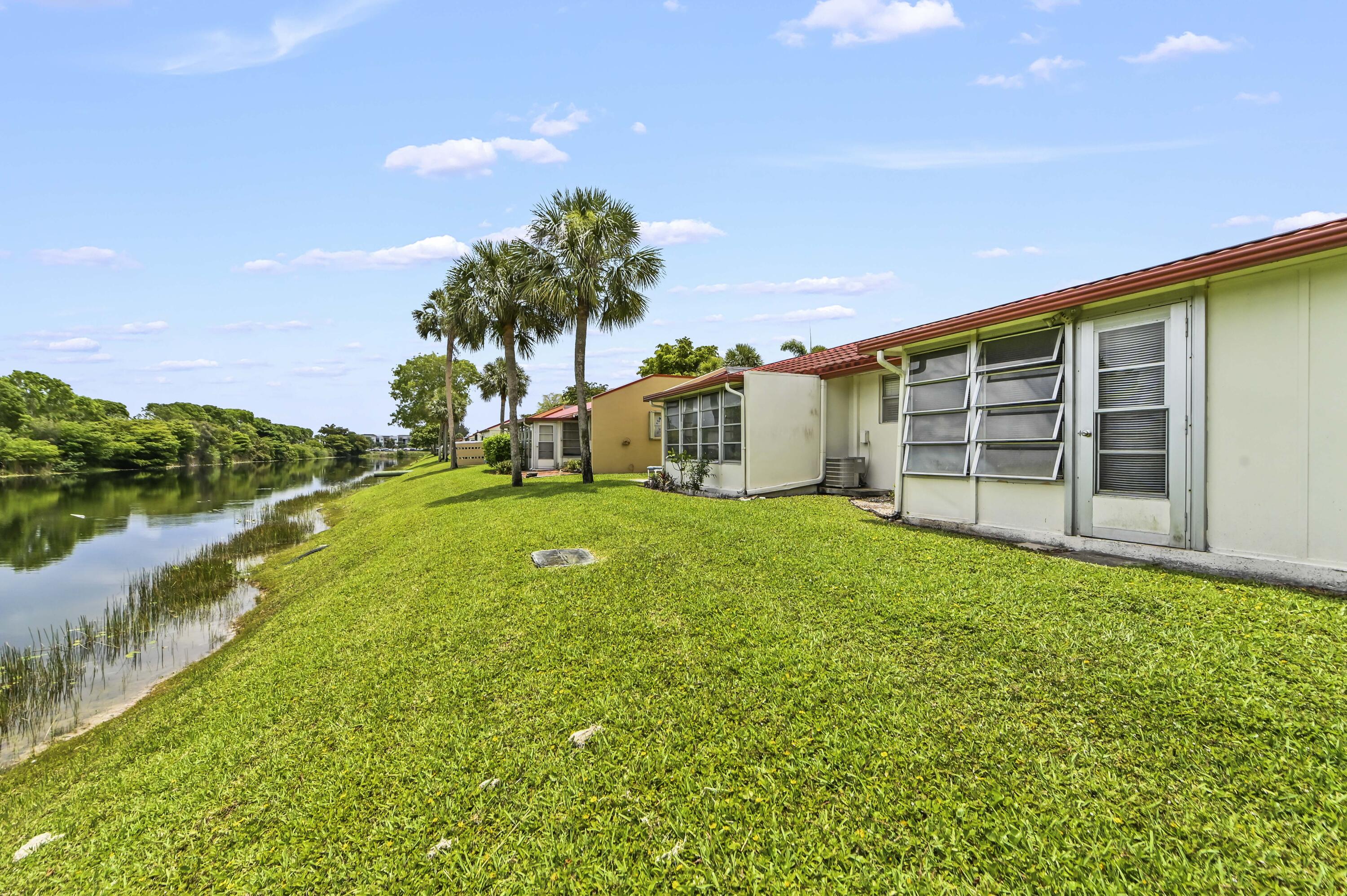 GOLDEN LAKES VILLAGE - Residential