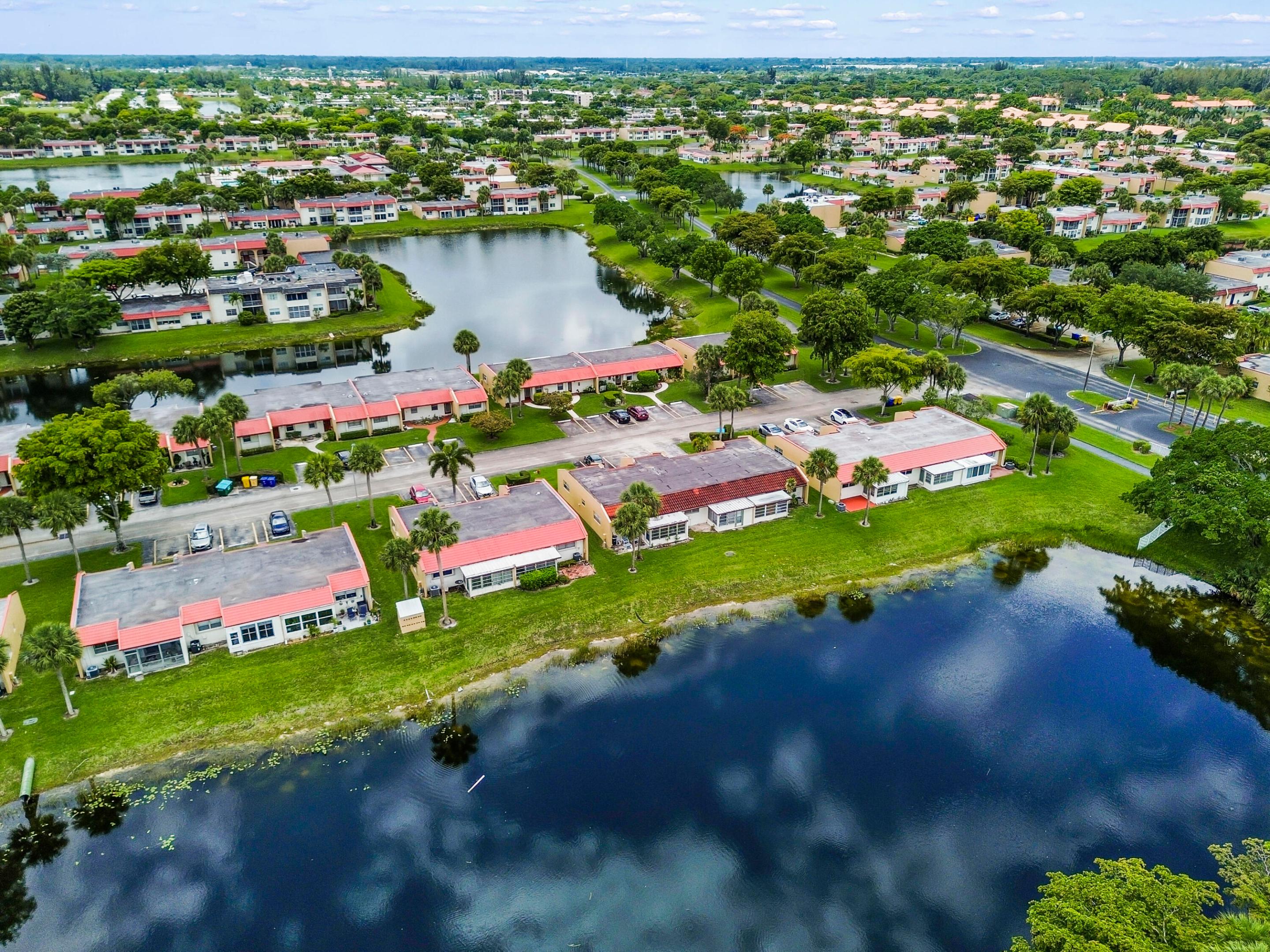 GOLDEN LAKES VILLAGE - Residential