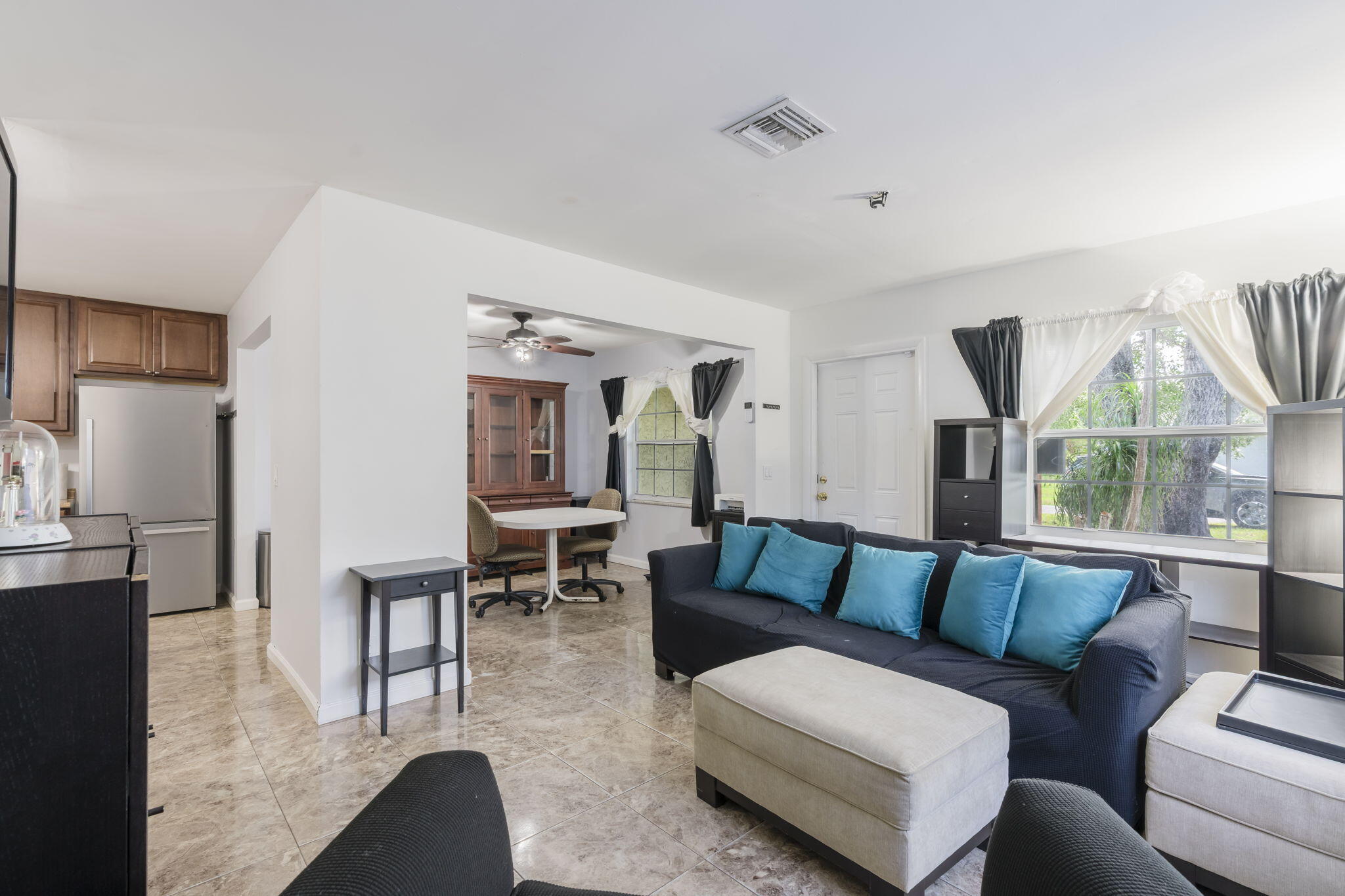 LAUREL HILLS 2ND ADD - Residential