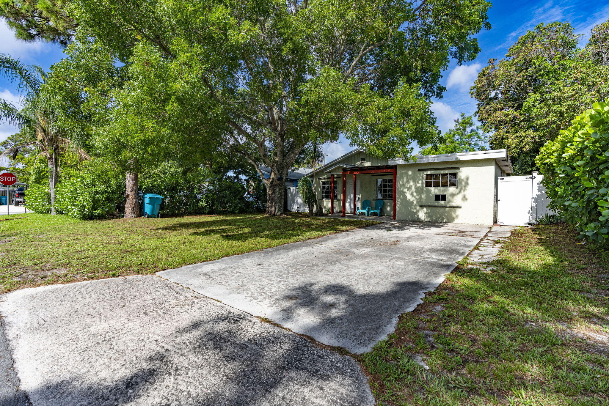 LAUREL HILLS 2ND ADD - Residential