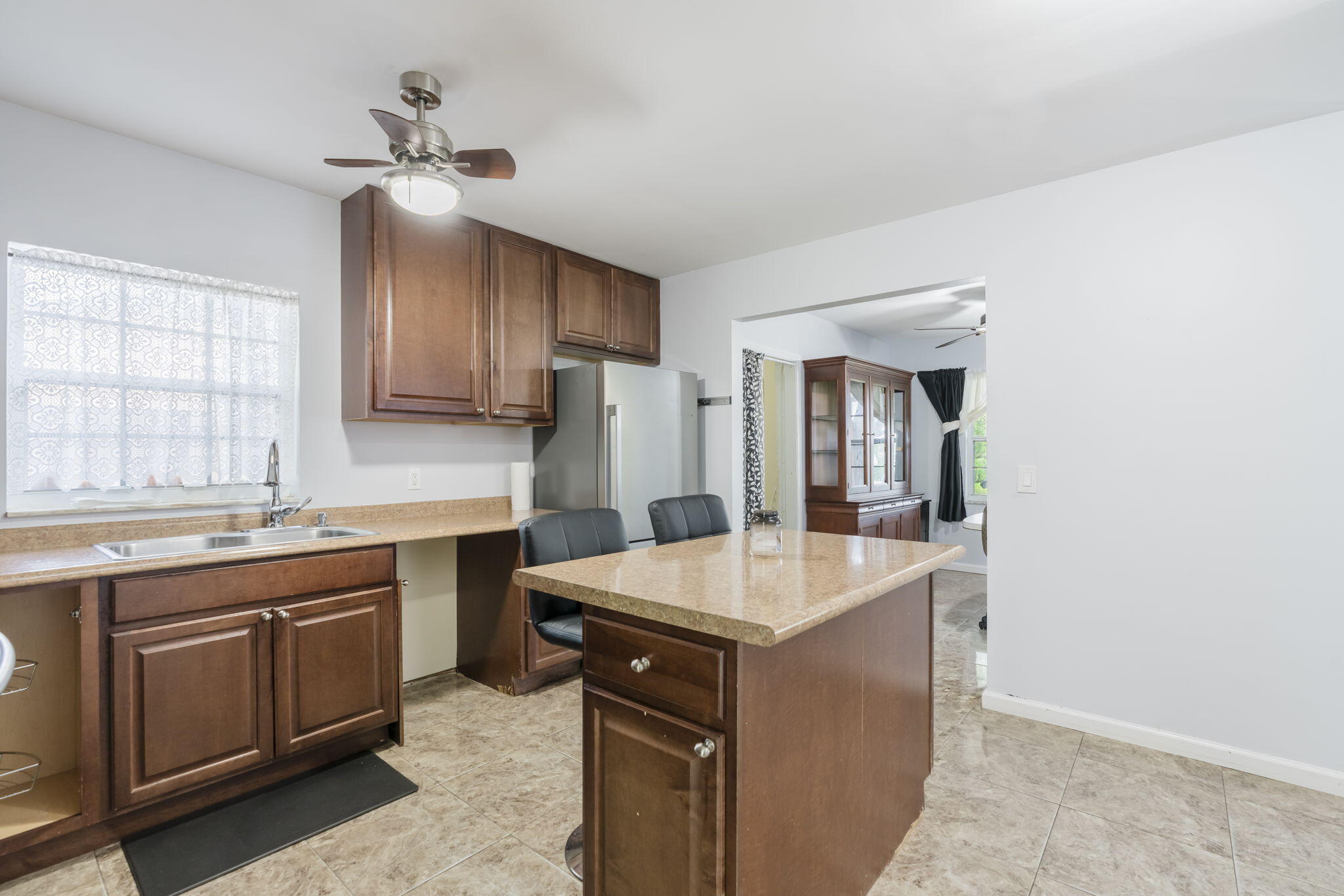 LAUREL HILLS 2ND ADD - Residential