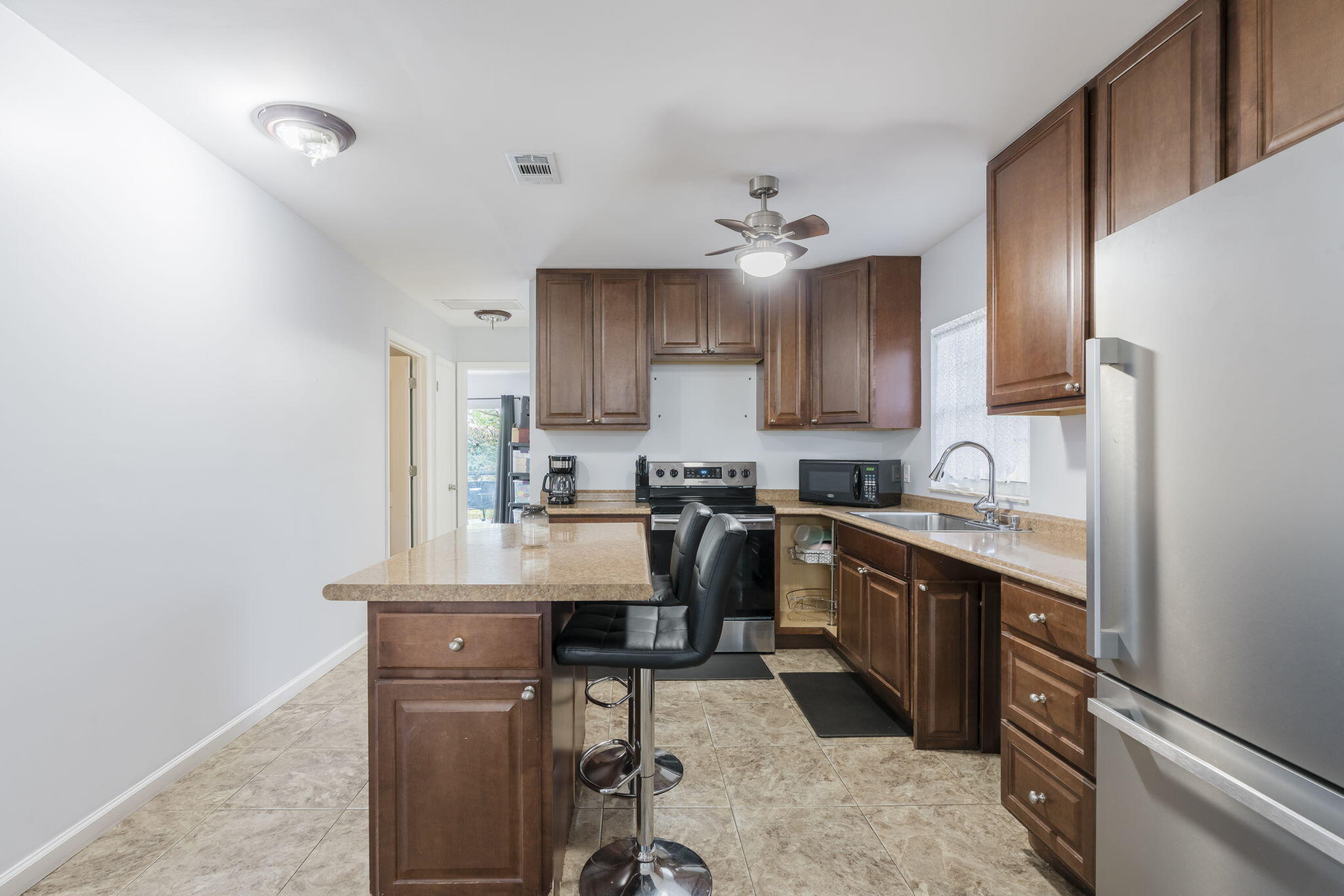 LAUREL HILLS 2ND ADD - Residential
