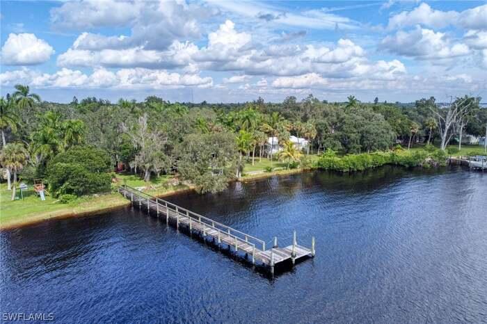 RIVERS EDGE - Residential