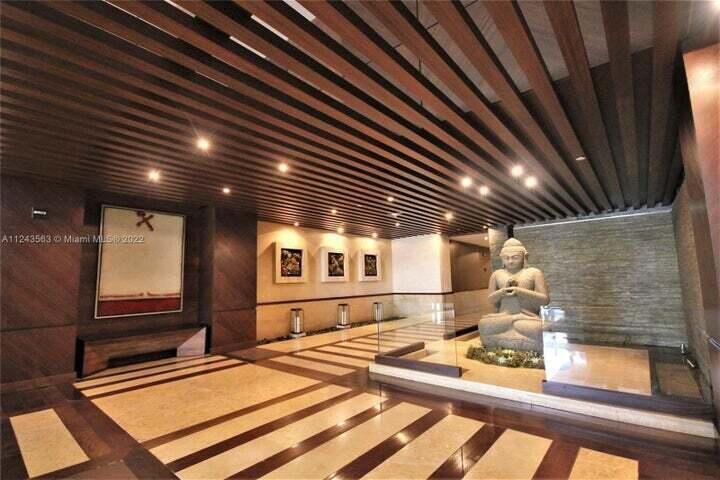 MEI CONDO - Residential