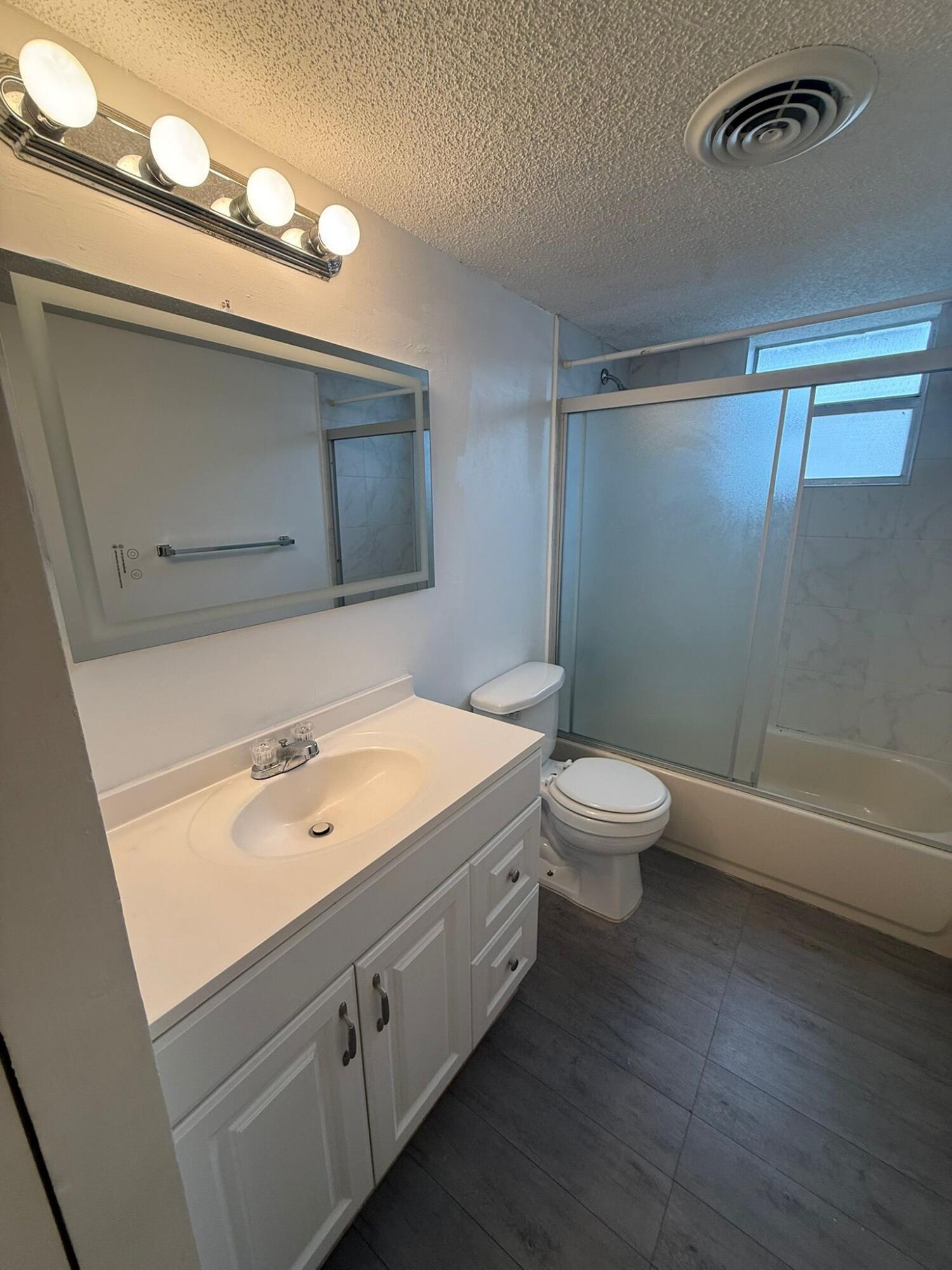 POLYNESIAN GARDENS CONDOMINIUM - Residential Lease