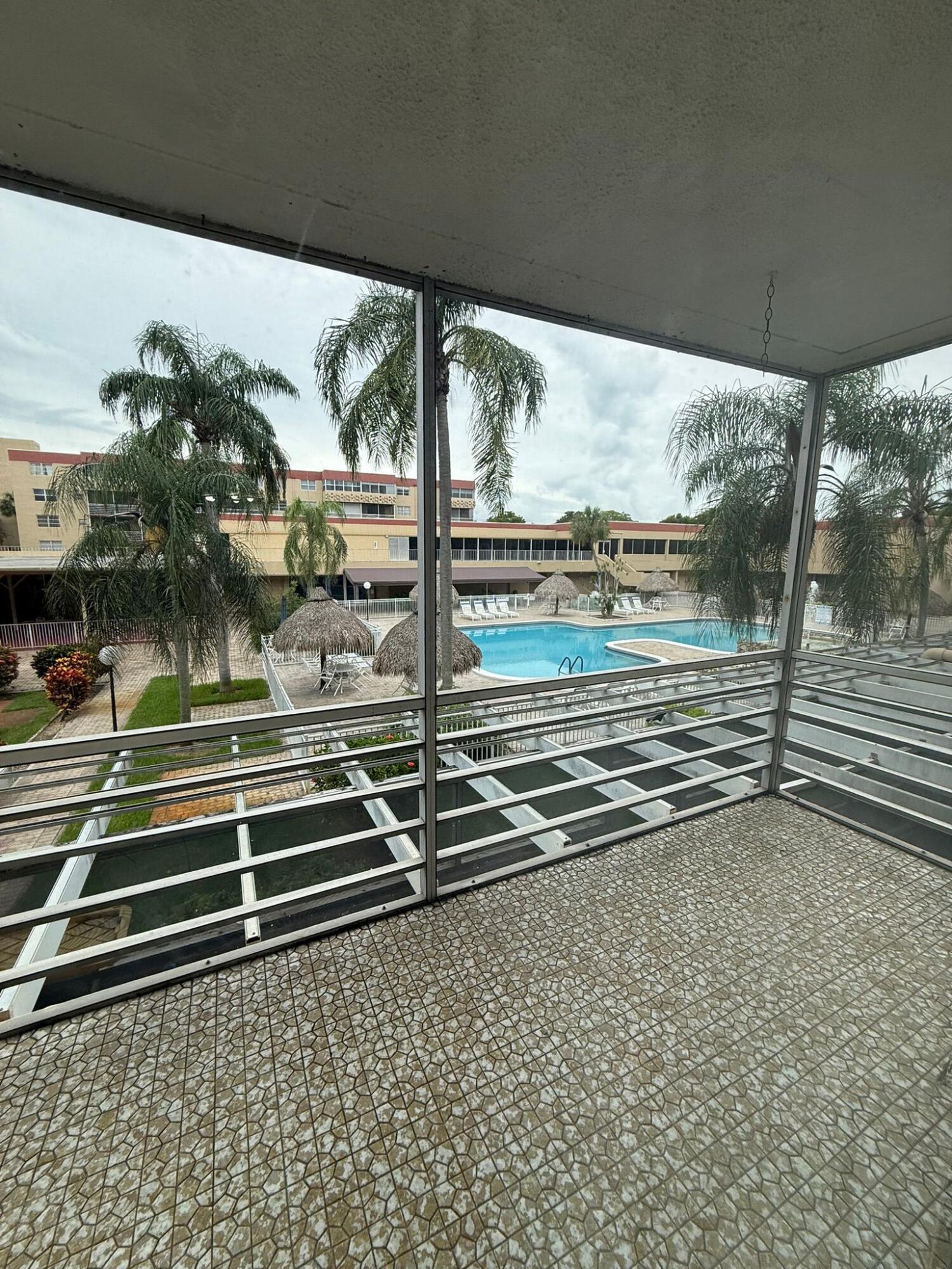 POLYNESIAN GARDENS CONDOMINIUM - Residential Lease