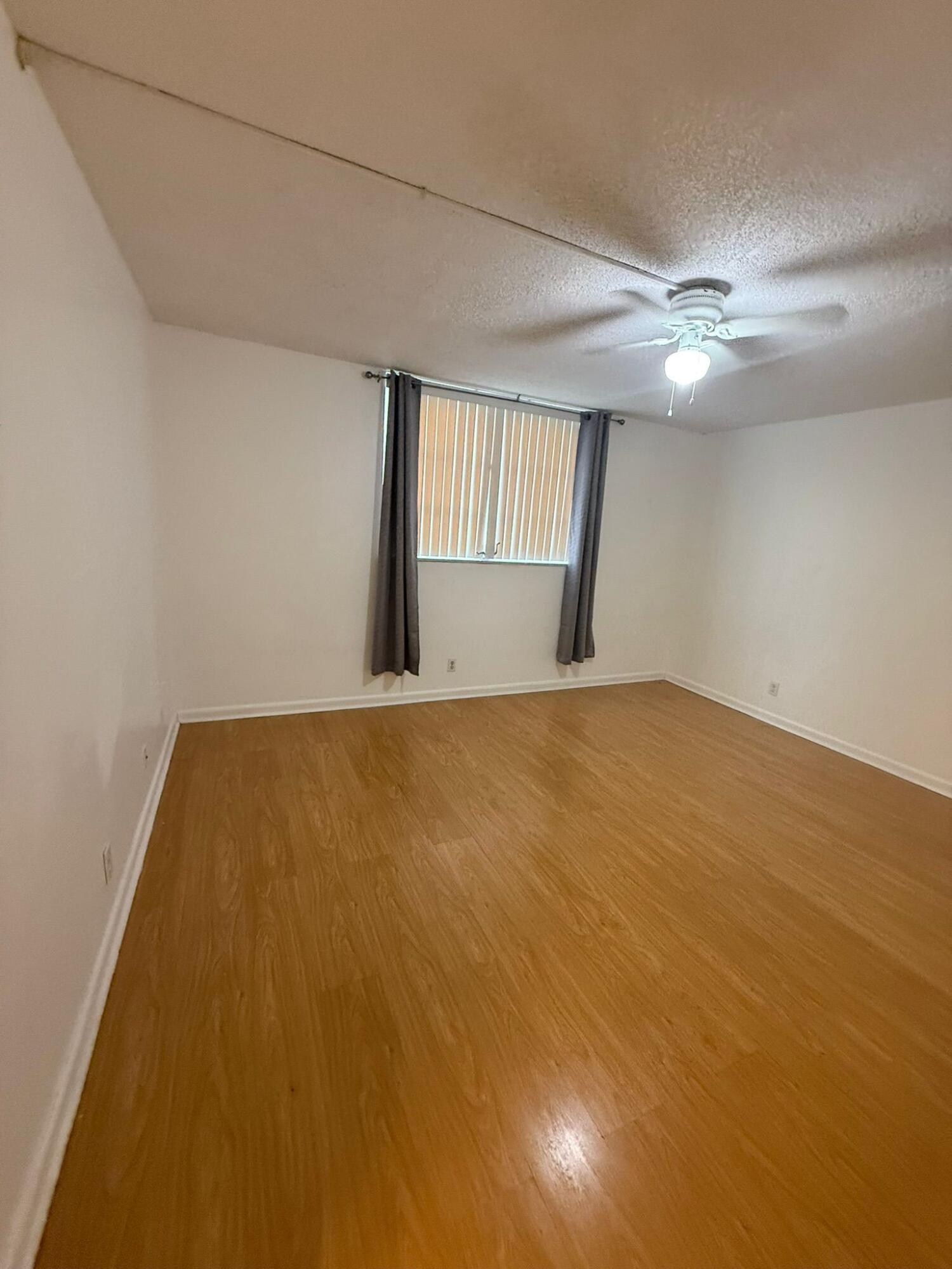 POLYNESIAN GARDENS CONDOMINIUM - Residential Lease