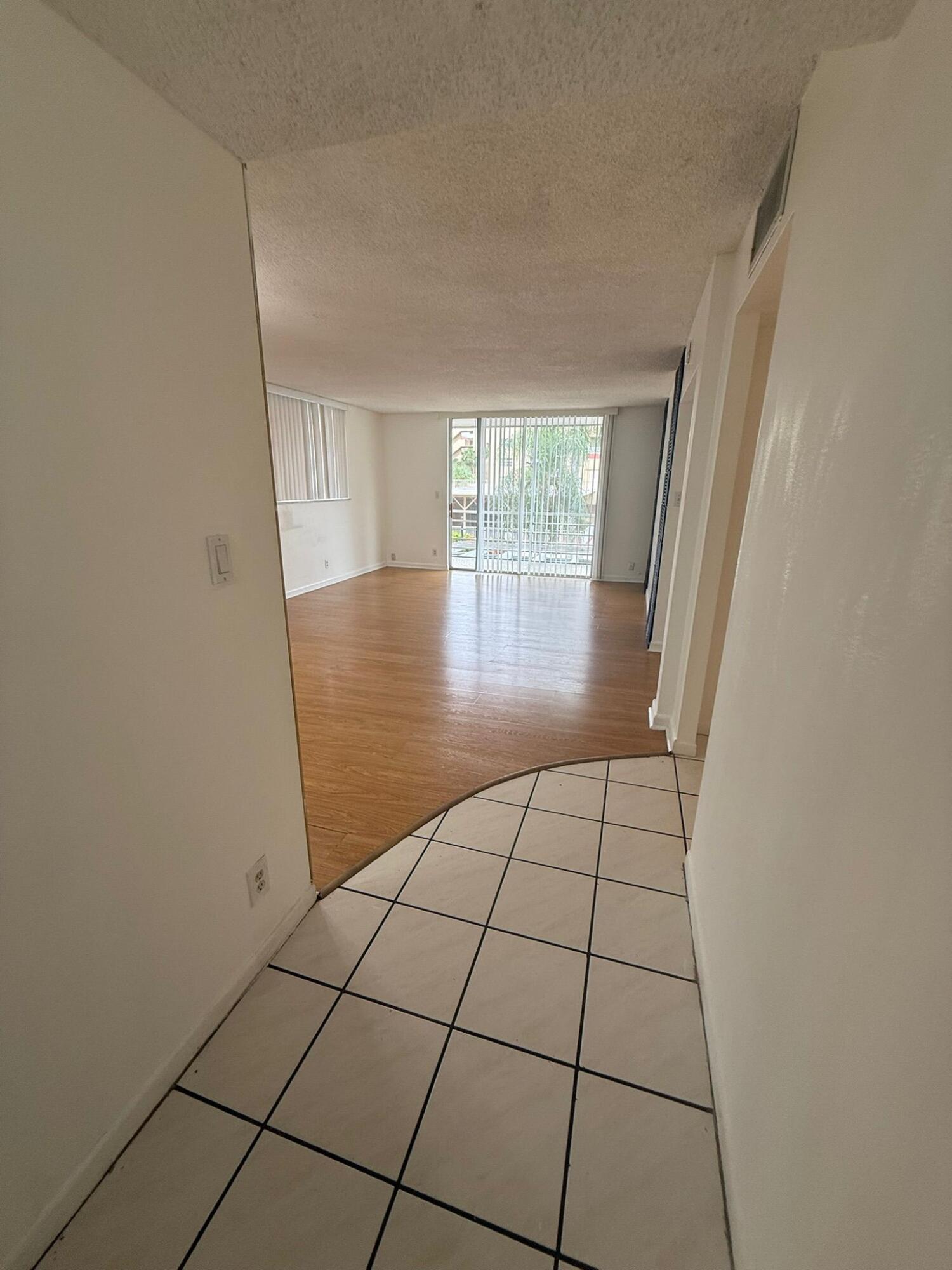 POLYNESIAN GARDENS CONDOMINIUM - Residential Lease