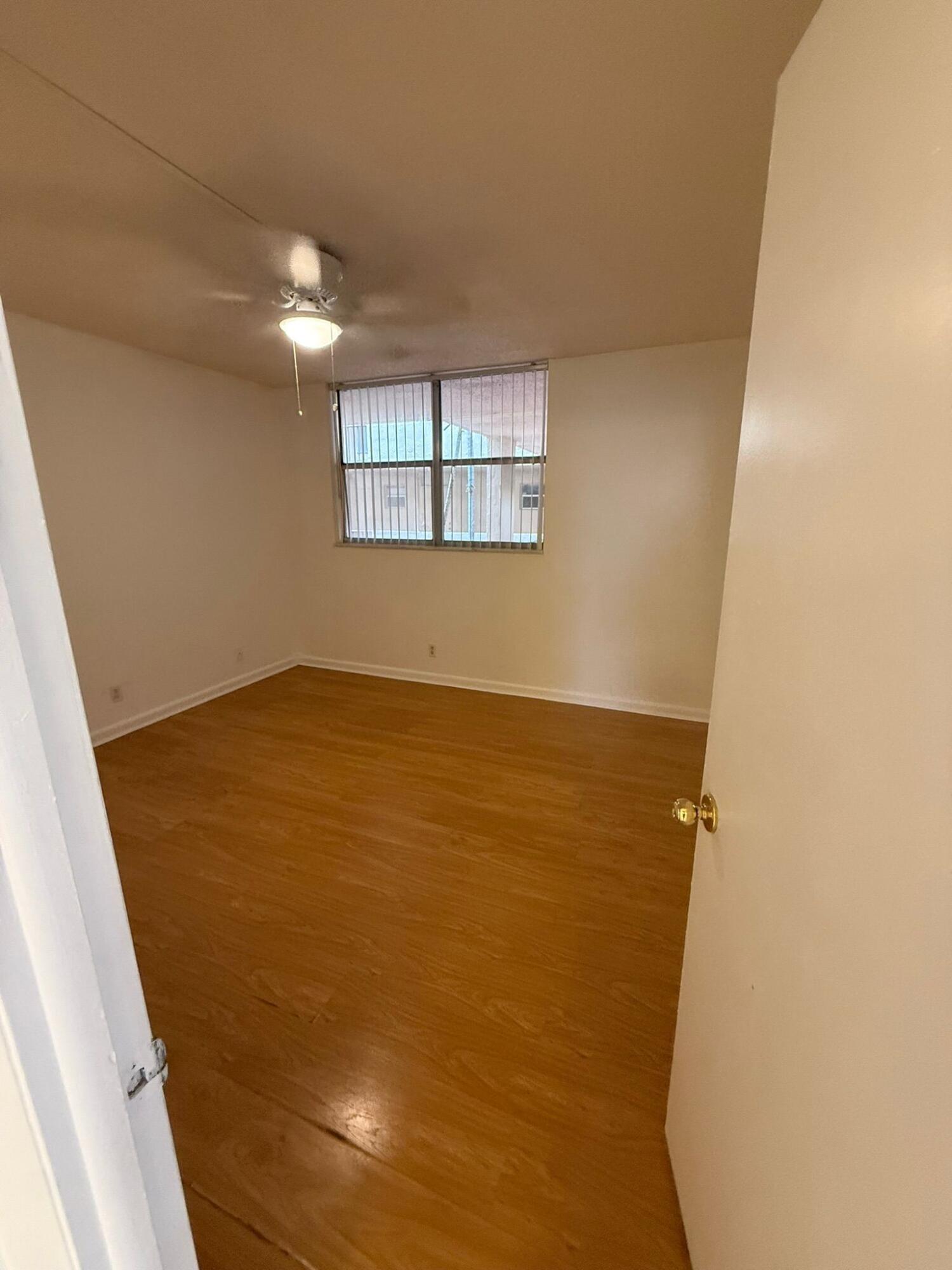 POLYNESIAN GARDENS CONDOMINIUM - Residential Lease