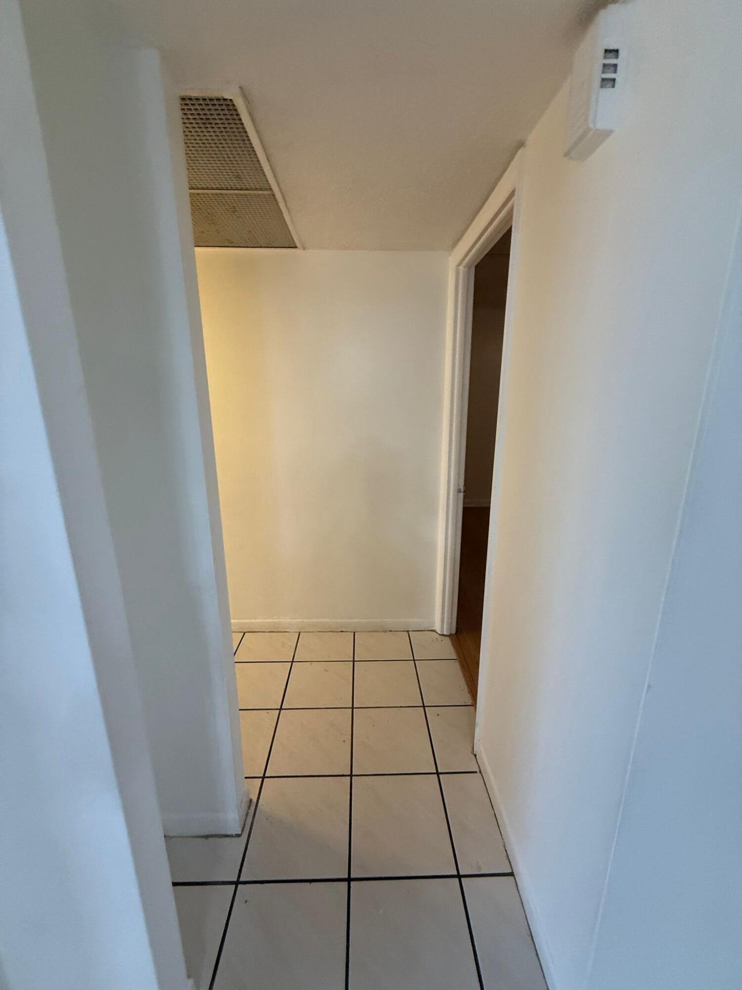 POLYNESIAN GARDENS CONDOMINIUM - Residential Lease