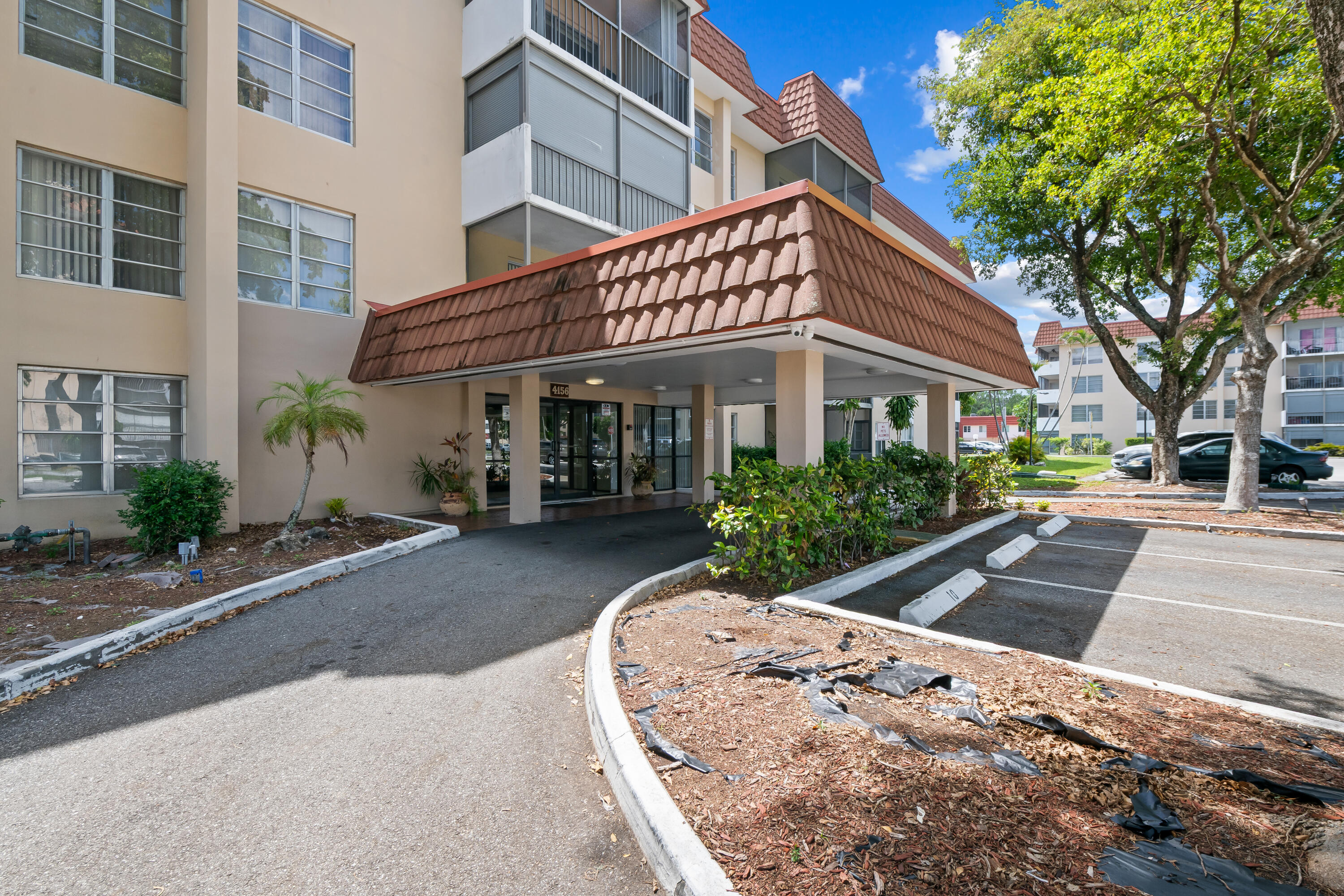 MANORS OF INVERRARY I-3 - Residential