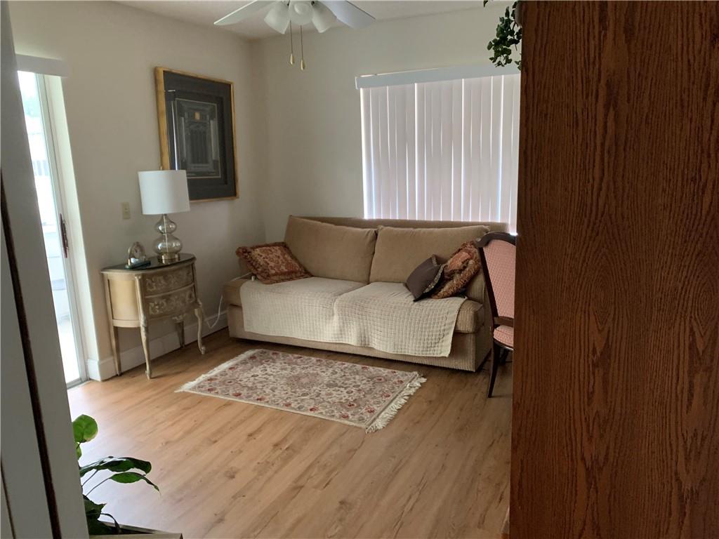 KINGS POINT - Residential