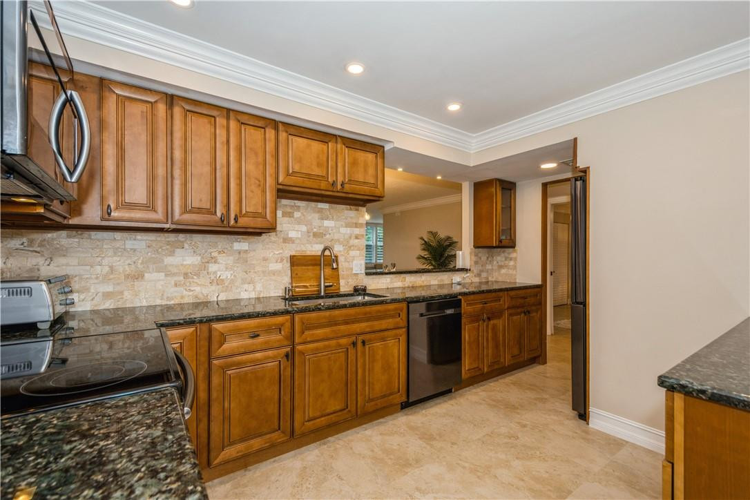 BOCA TEECA CONDO 8 - Residential Lease