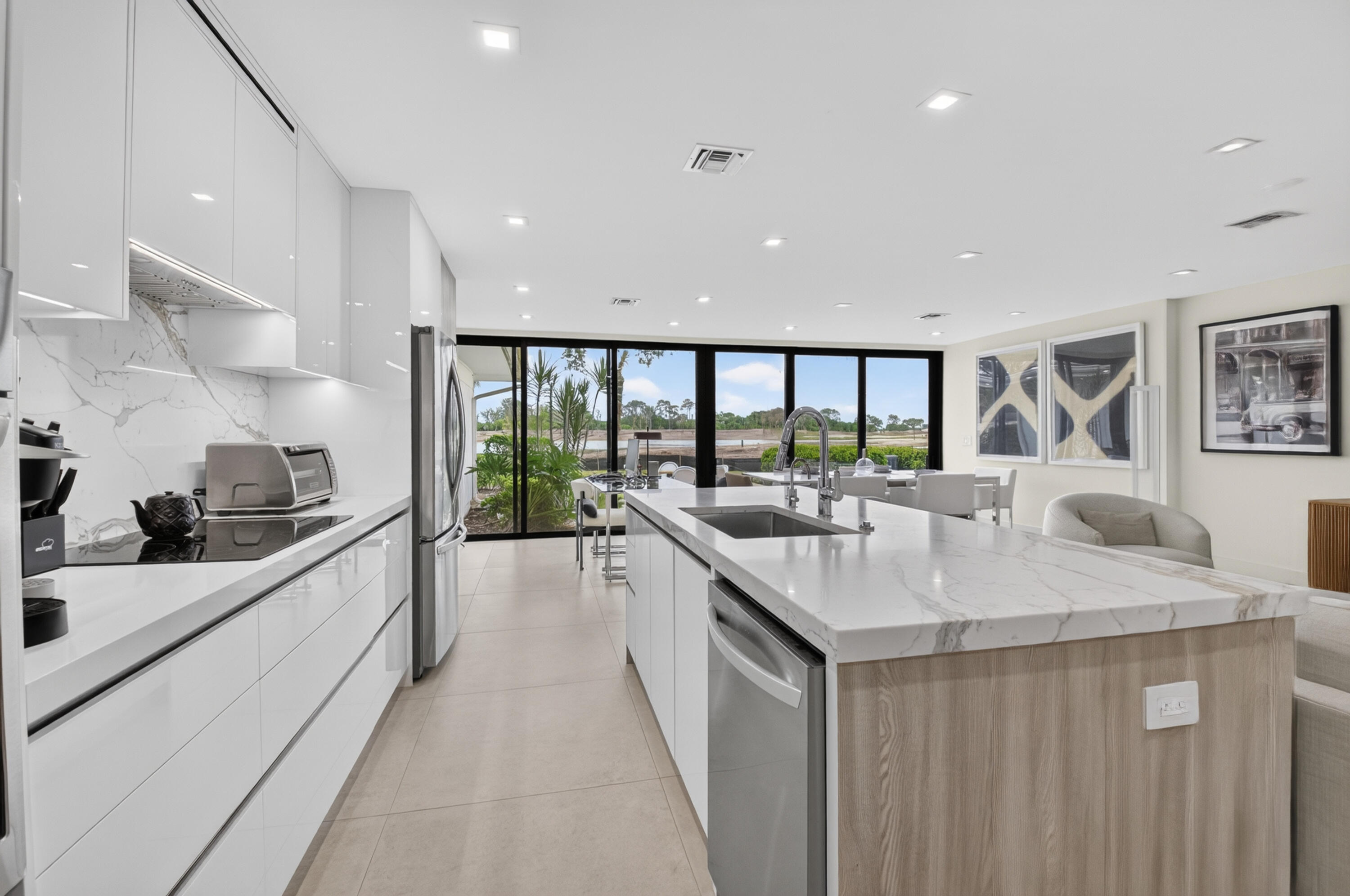 Bridgewood Villa - Residential