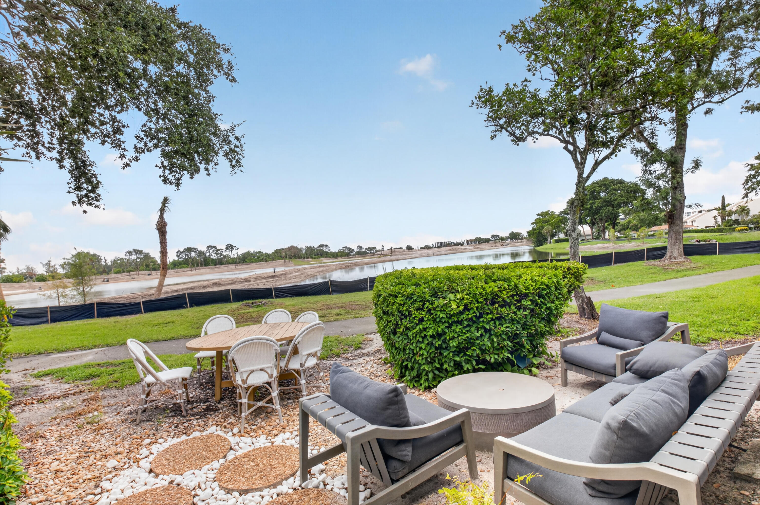 Bridgewood Villa - Residential