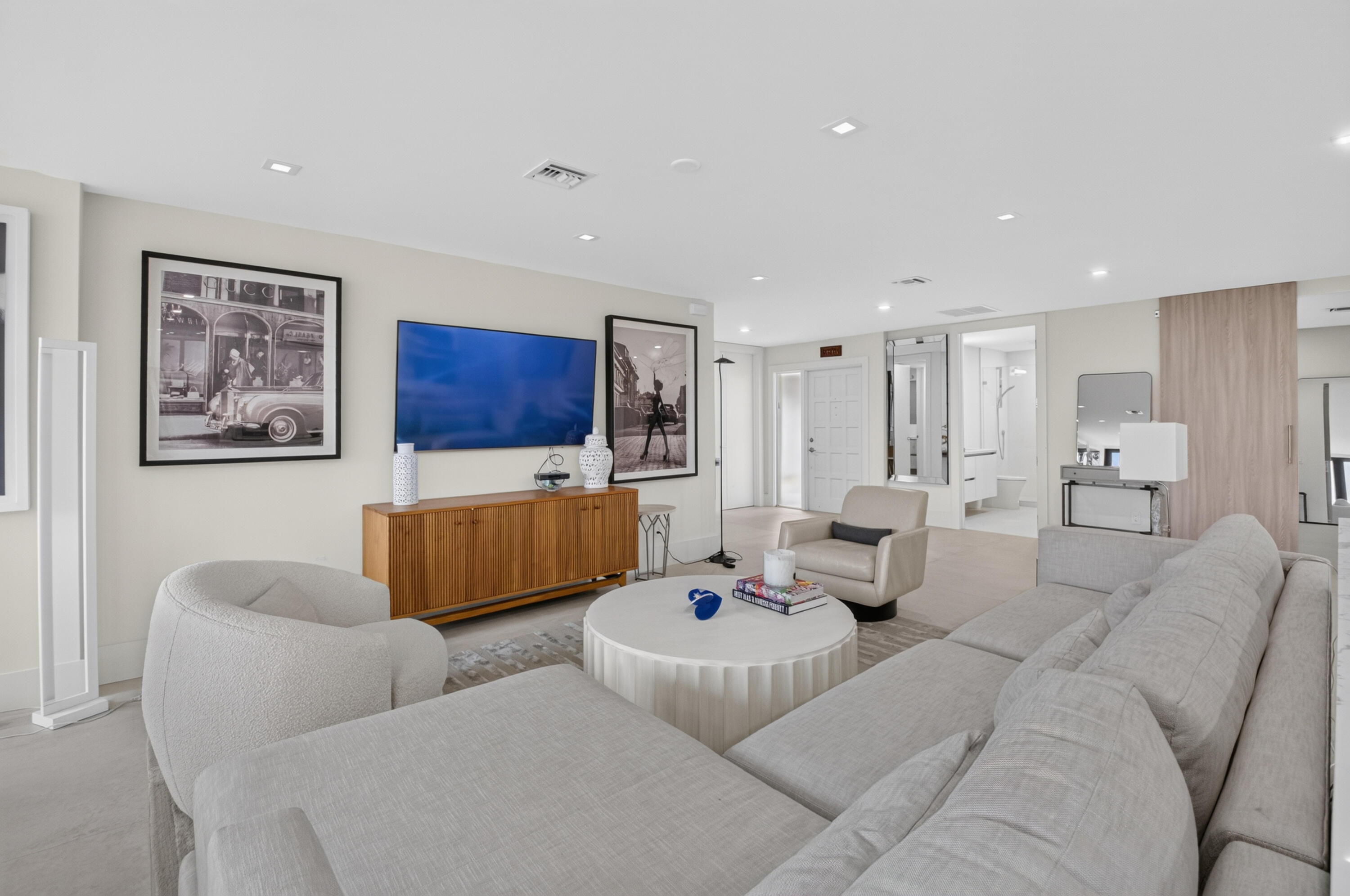 Bridgewood Villa - Residential