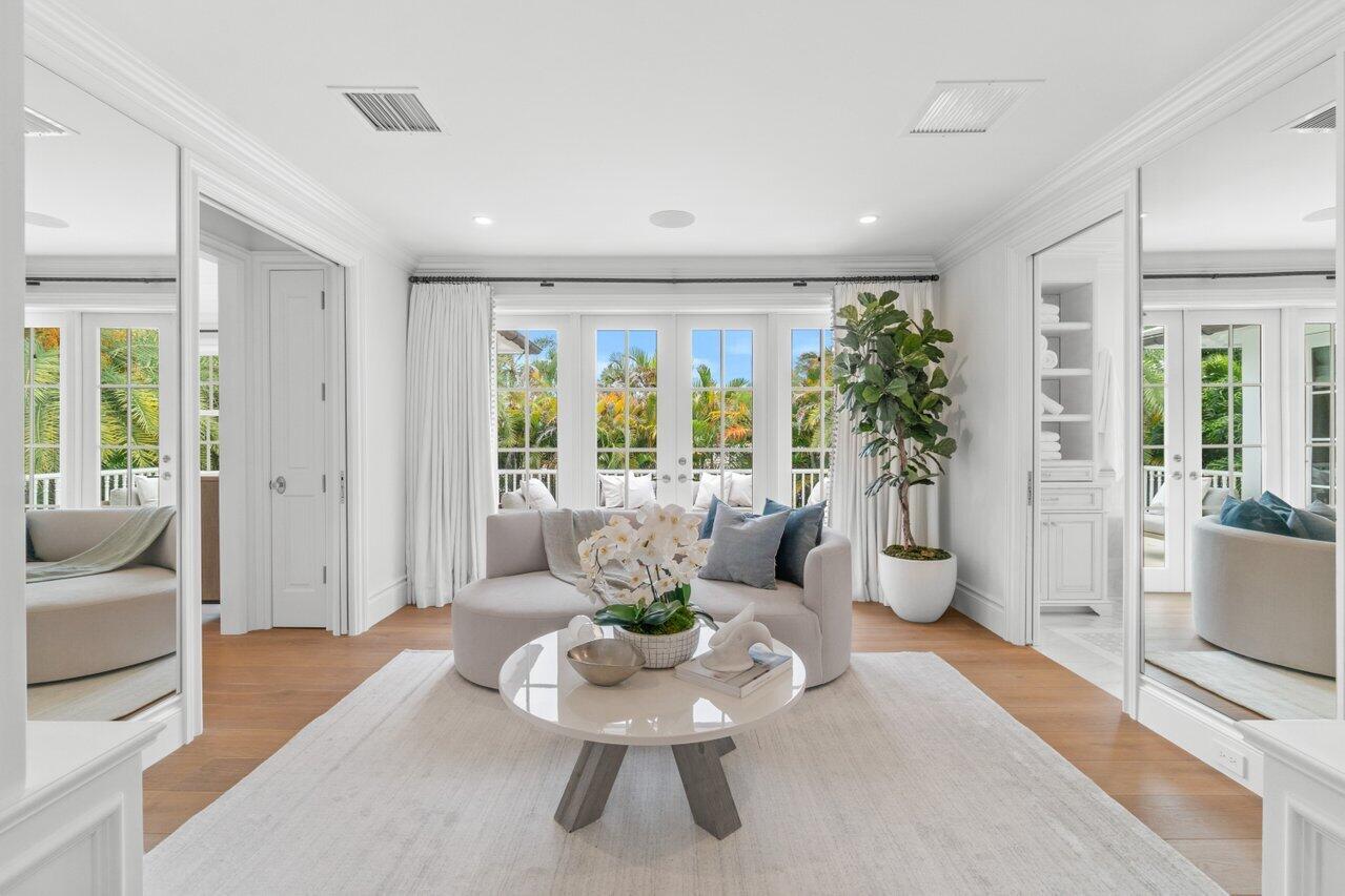 EAST SHORE - Residential