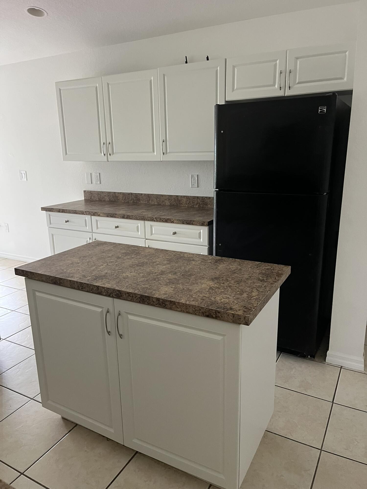 TREASURE ISLAND UNIT 2 - Residential