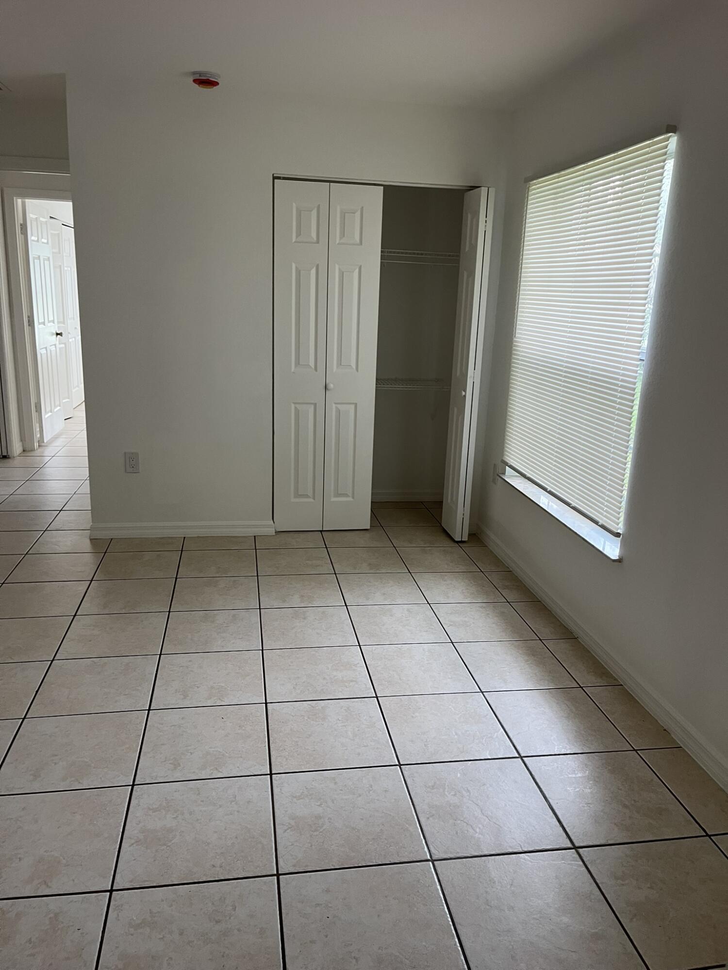 TREASURE ISLAND UNIT 2 - Residential