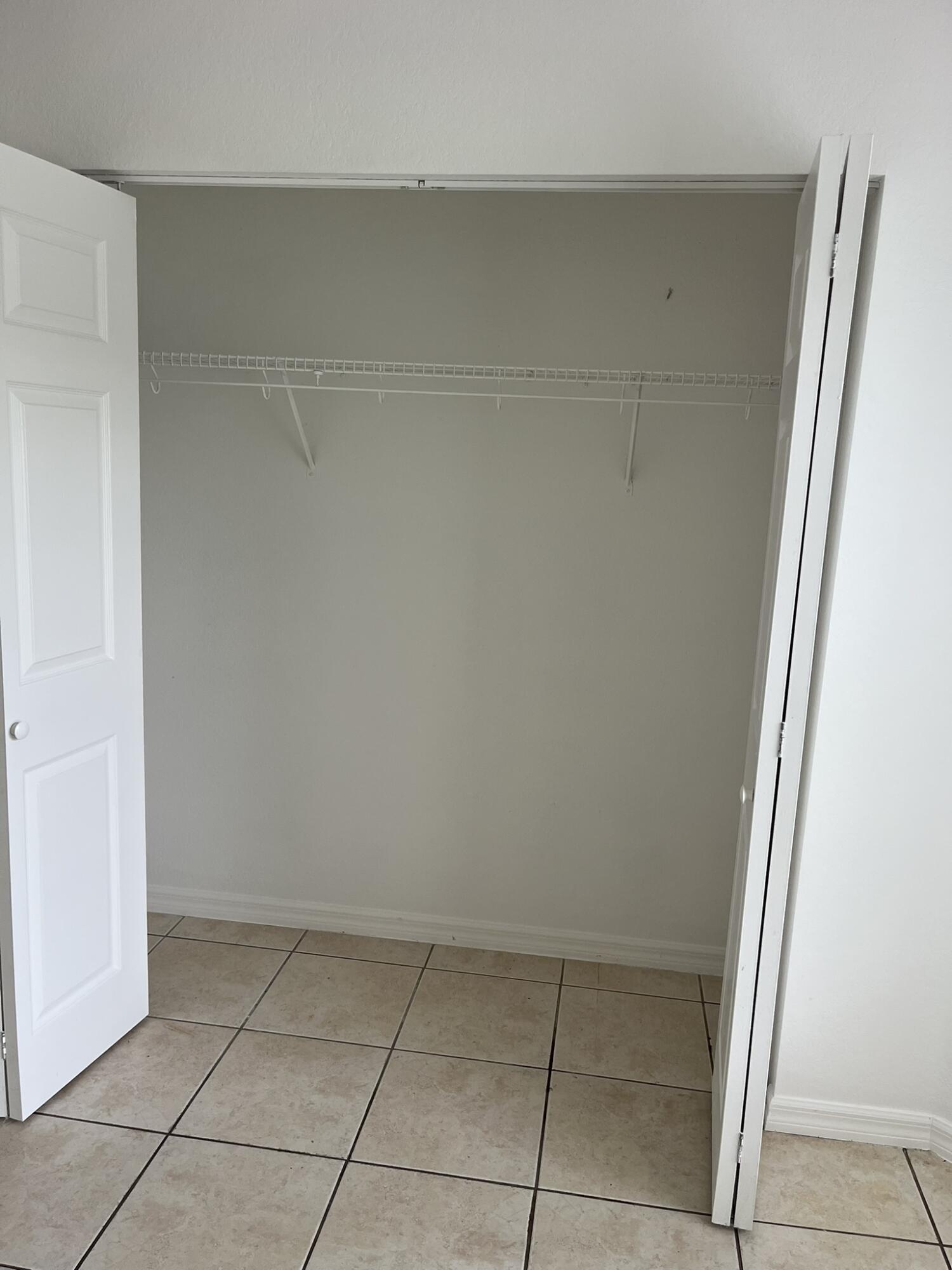 TREASURE ISLAND UNIT 2 - Residential
