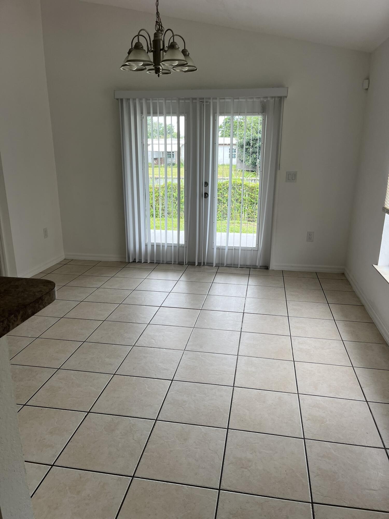 TREASURE ISLAND UNIT 2 - Residential
