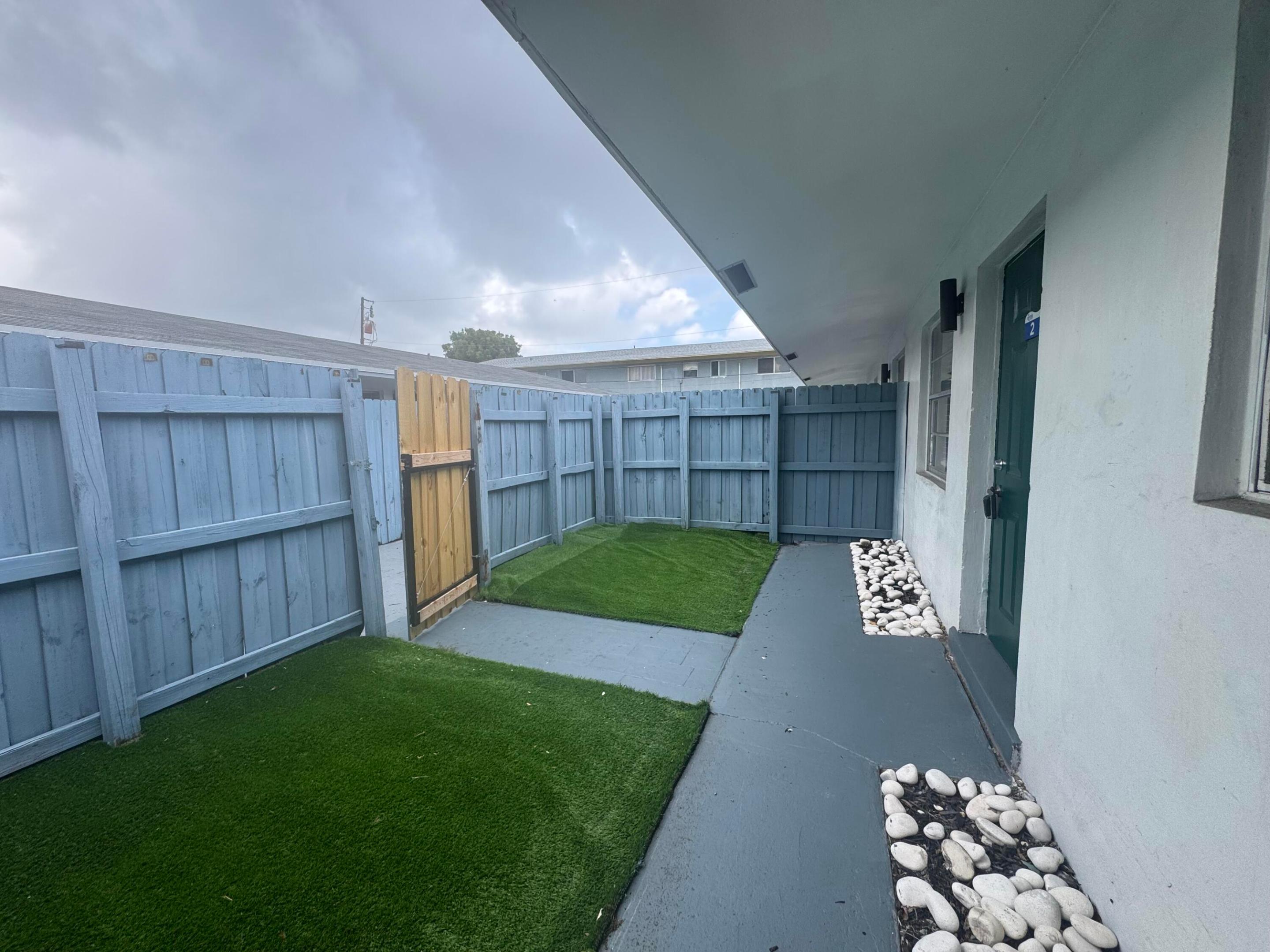 RIVERSIDE NO 2 - Residential Lease